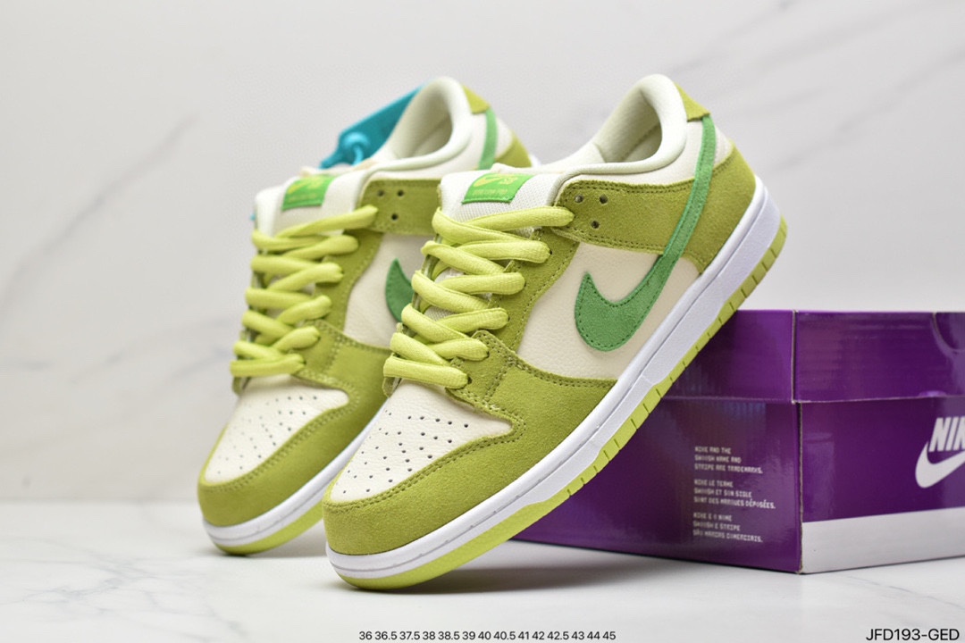 170 耐克Nike SB Dunk Low Pro 复古低帮 DX3374-700