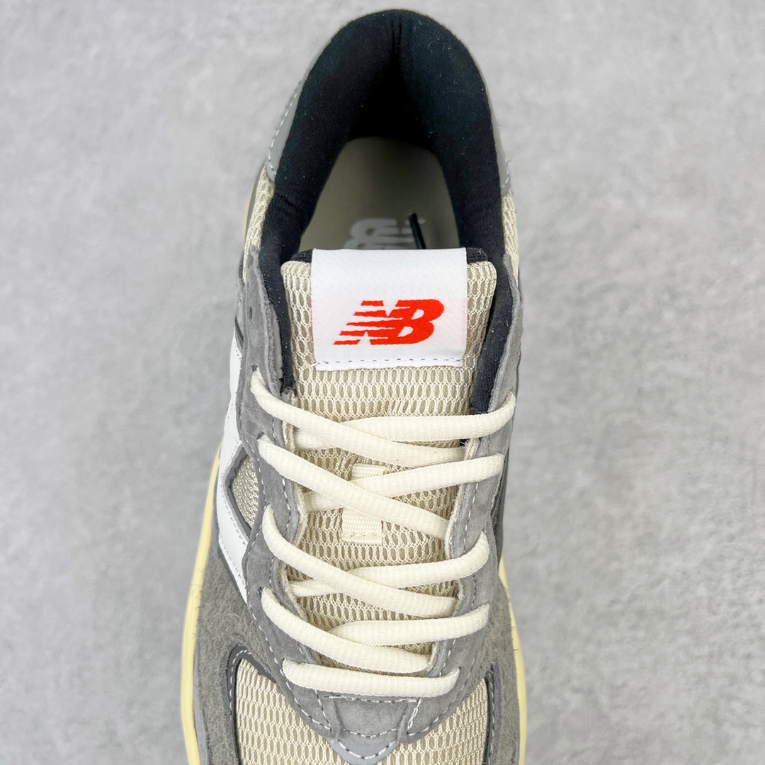 图片[5]-＃小红书爆款‼️New Balance/新百伦 NB5740系列 复古休闲运动跑鞋 特别以1988年首度面世的经典574作为设计蓝本 保留574简约易衬的80s鞋型轮廓 同时再加以向90年代特立独行的抢眼美学致敬 凭借多种严选的优质素材重塑出让人耳目一新又充满层次感的革新中低结构 另一方面 为呼应90年代的巨大化潮流 鞋侧也点题采用了相应的巨大化N字Logo 并且加上反光细节点缀 再结合同样启发自574并经过改良的抓地鞋底 可谓集结两大年代的注目设计元素 尺码：36 36.5 37 37.5 38 38.5 39 40 40.5 41 42 42.5 43 44 45-选品中心