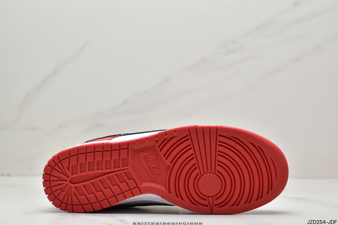 140 Nike SB Dunk LOW “Black/Red” 黑红脚趾DO7412-221