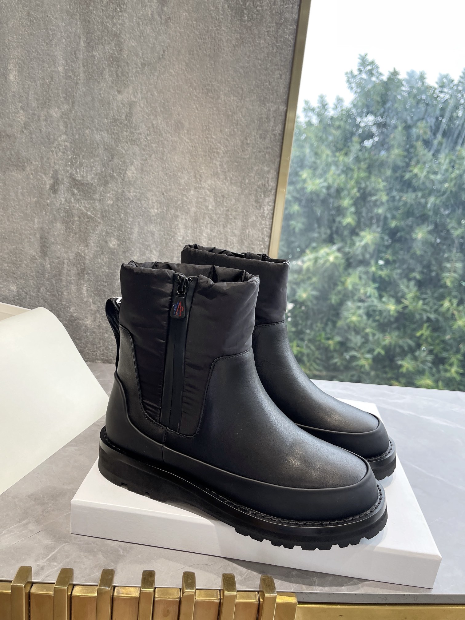 Moncler Winter Snow Boots with Zipped Round Head – Imported Velvet Cotton Shoes, 2022 Collection - 图片 3