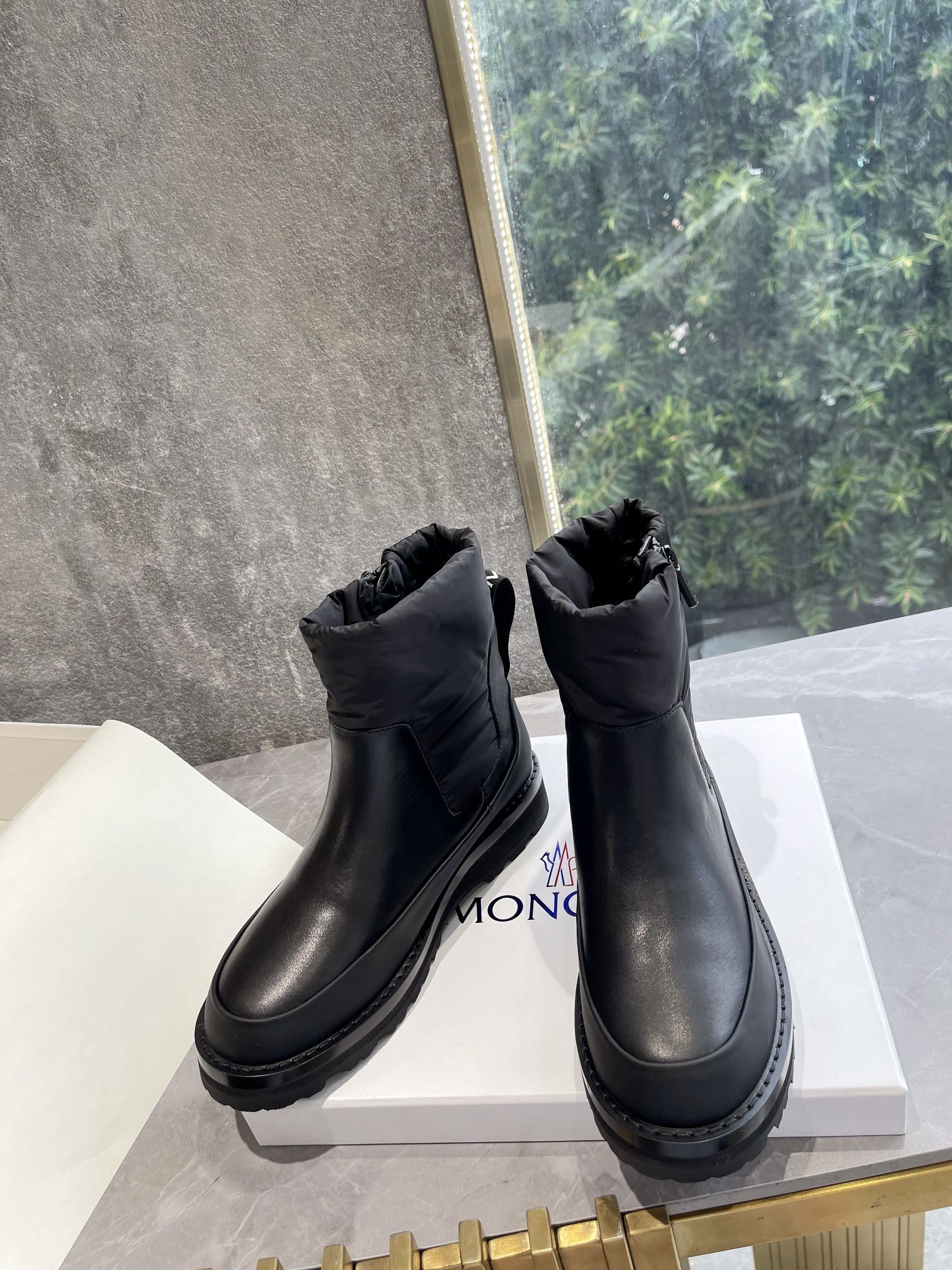 Moncler Winter Snow Boots with Zipped Round Head – Imported Velvet Cotton Shoes, 2022 Collection - 图片 2