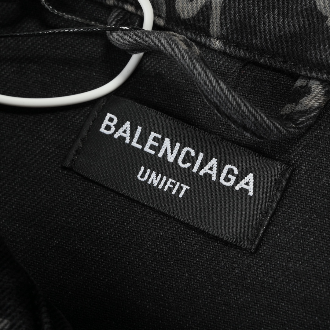 Balenciaga 巴黎世家Blcg 22FW 草写满印弹幕牛仔衣