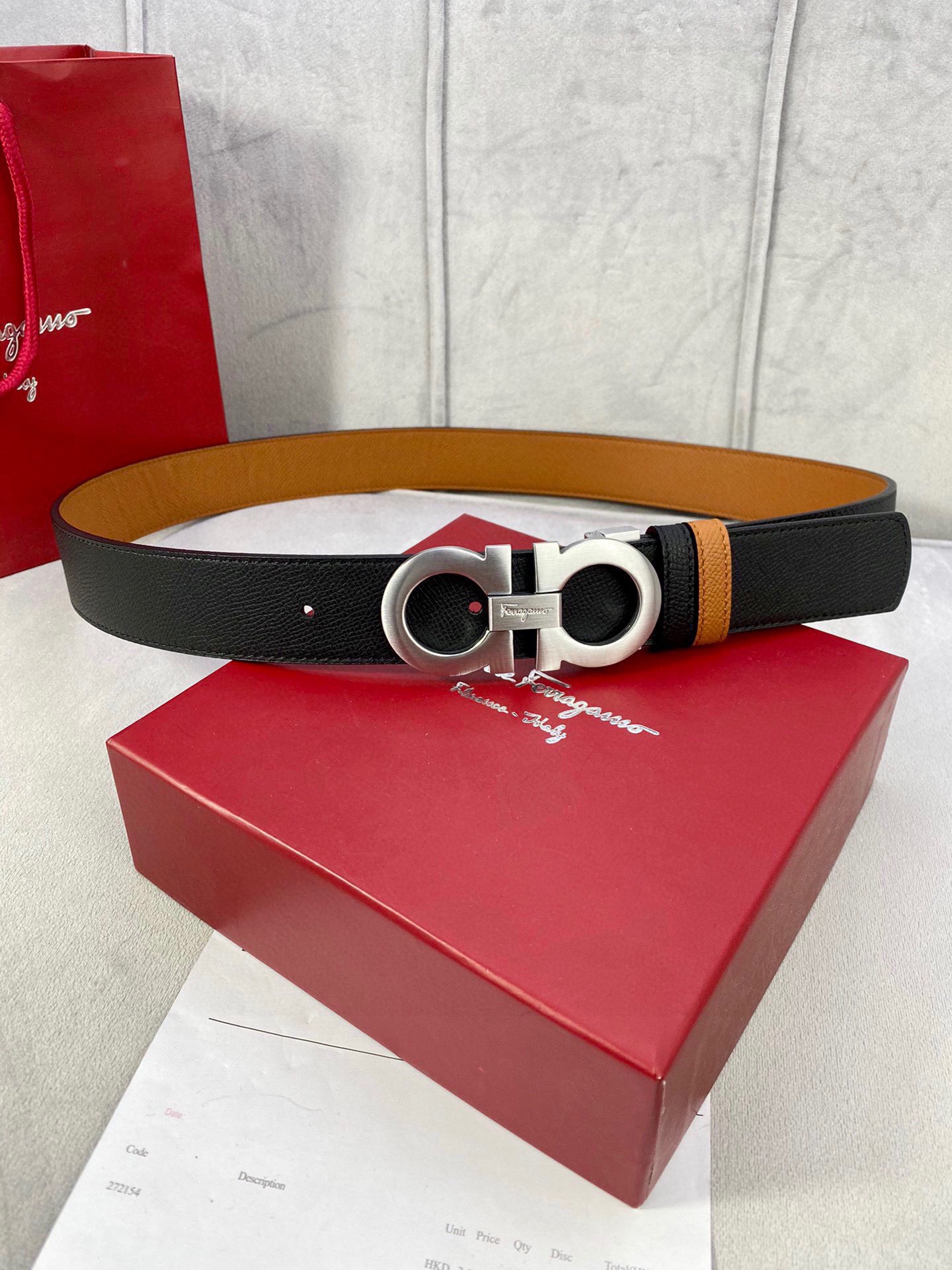 Ferragamo（男） Style White Leather Men's Belts Lookbook Reference image 1