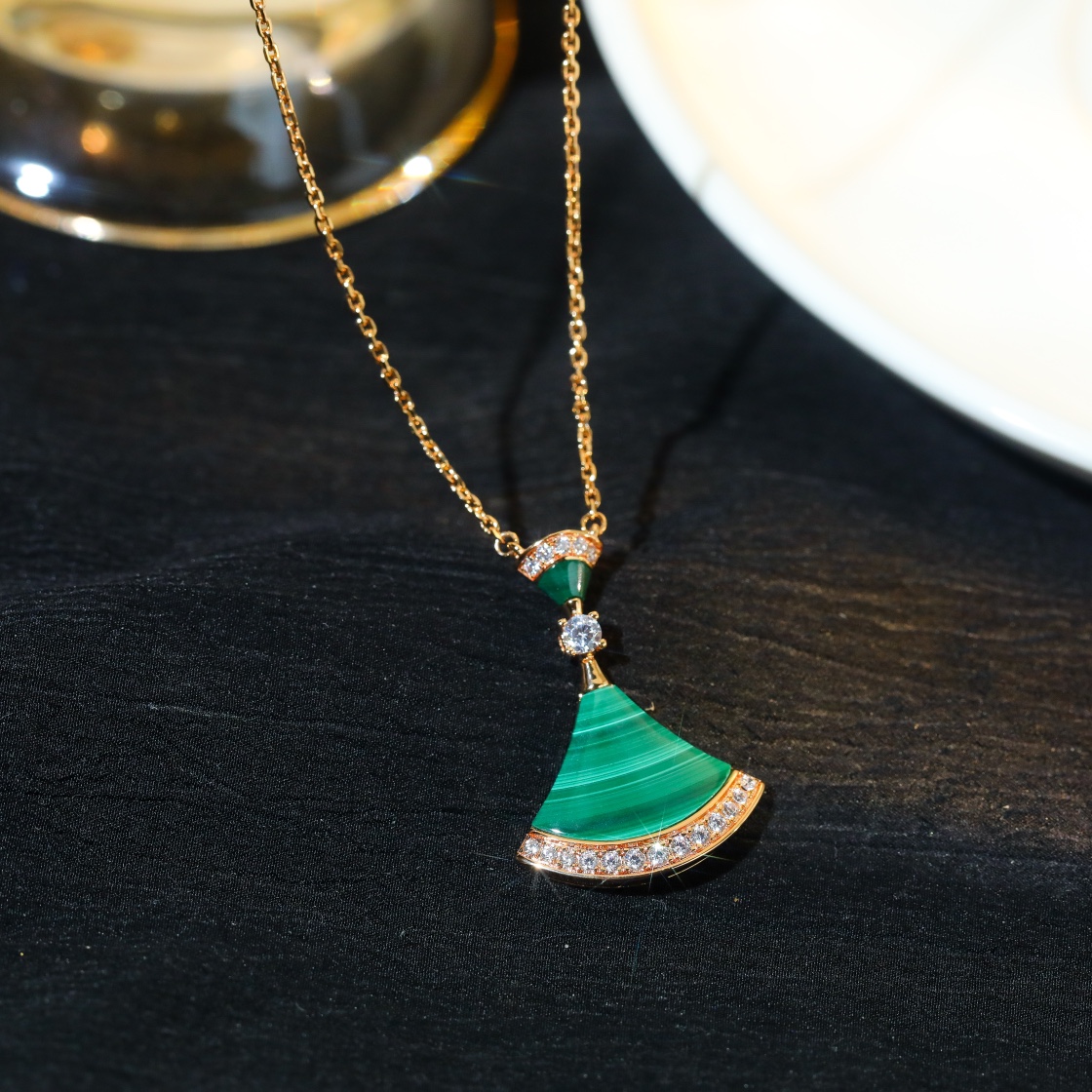 Bvlgari Replicas
 Jewelry Necklaces & Pendants Rose Gold White