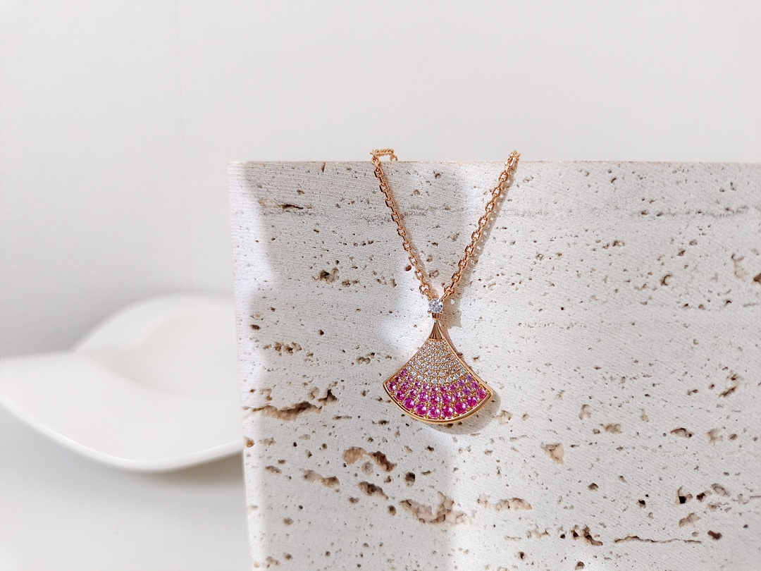 Bvlgari Jewelry Necklaces & Pendants Blue Pink