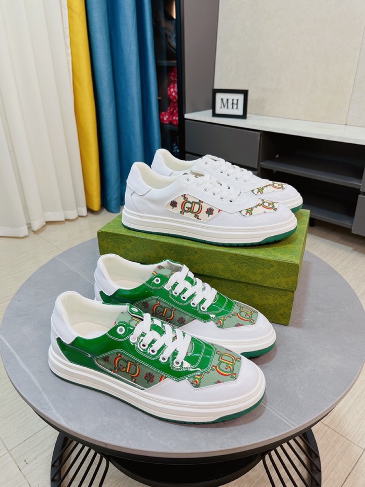 I0 Gucci  古奇 GUCCI休闲鞋香港顶级原单 经典回归 进口意大利进口头层牛皮真皮垫脚。柔软防滑橡胶大底， 高品质打造 流畅的宣型 精细的做工 ，时尚又休闲，码数 38-44