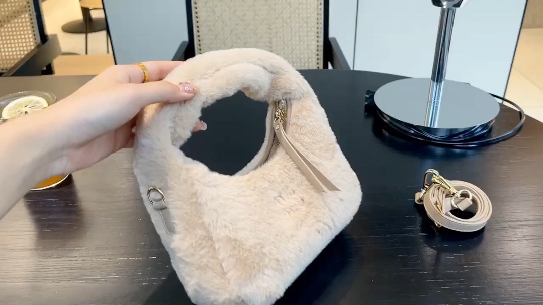 Yupoo Gucci Bags Watches Nike Clothing Jordan Yeezy Balenciaga Shoes
