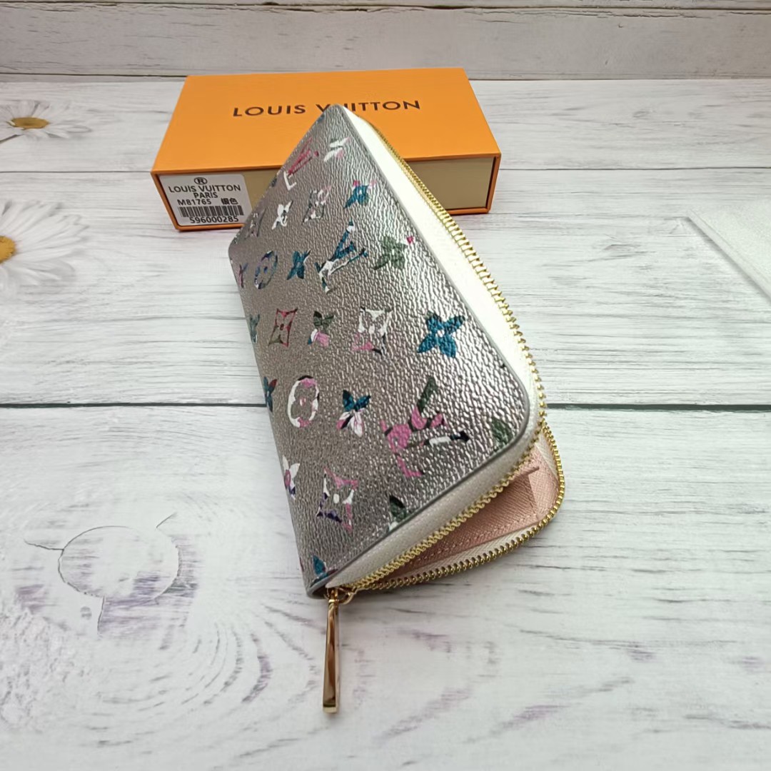 Side angle of a classic leather bifold wallet