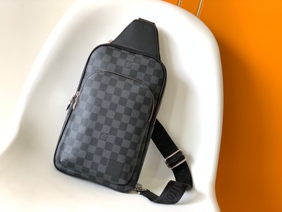 Louis Vuitton LV Avenue Crossbody & Shoulder Bags Black Grid Damier Graphite Canvas Casual M46344