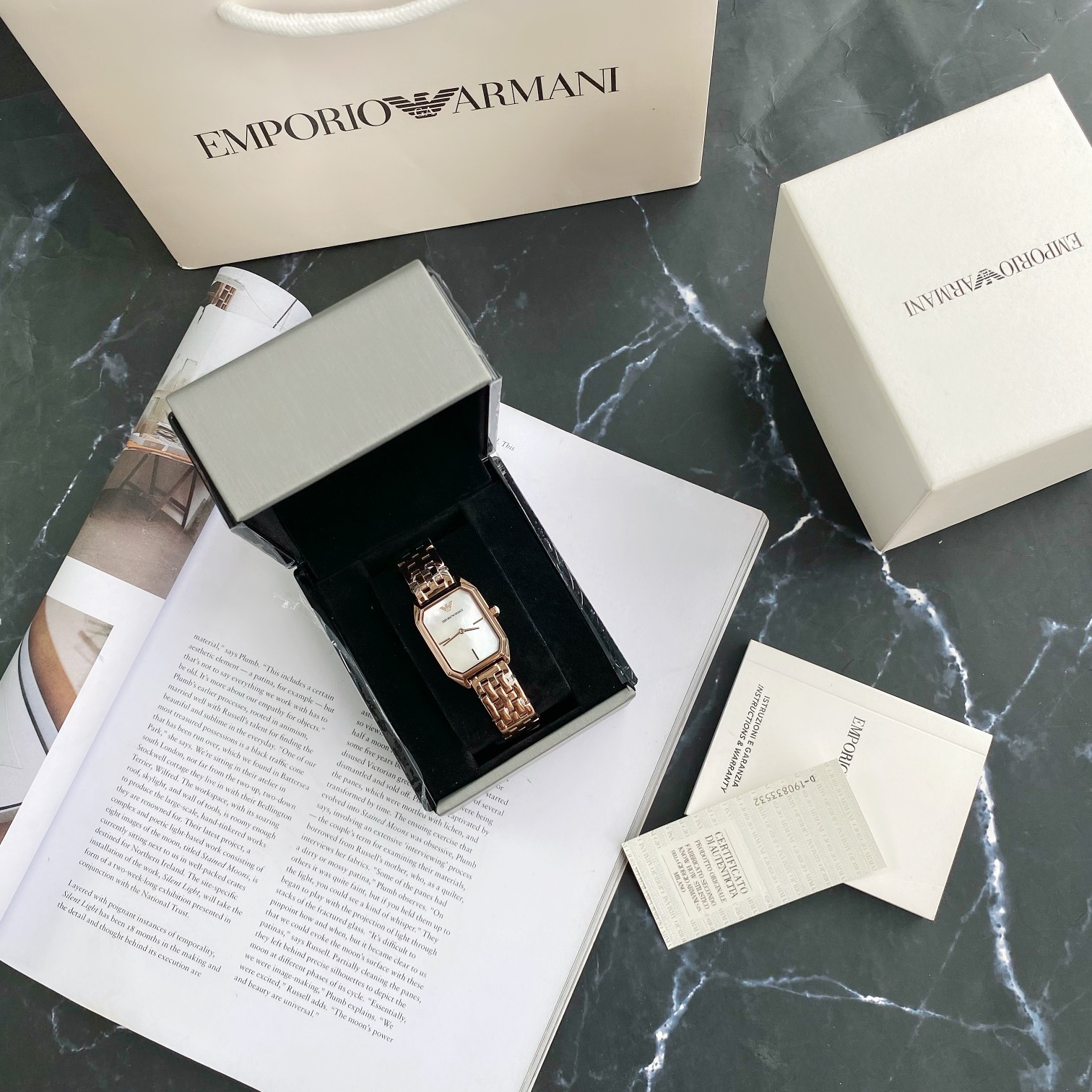 Часы Armani