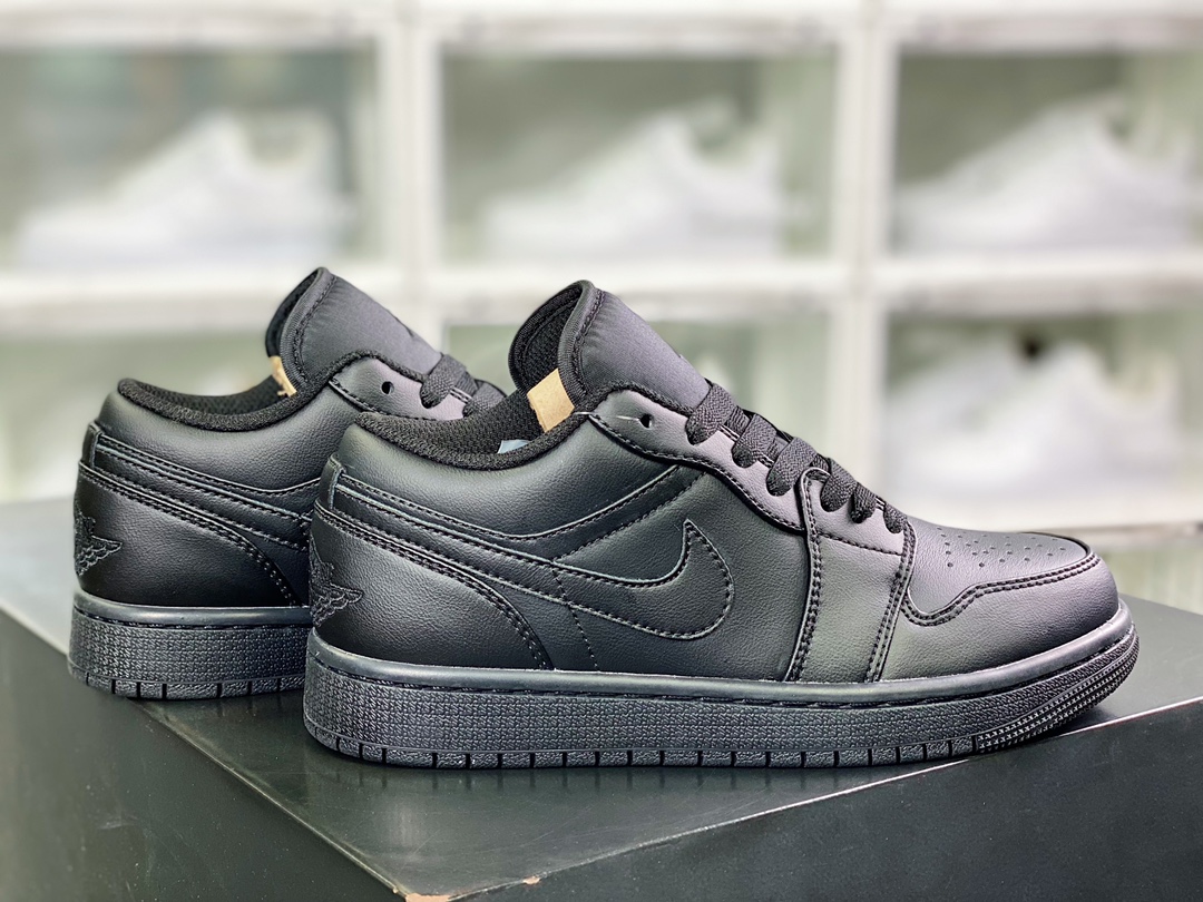 200 Air Jordan 1 Low”Triple Black ”AJ1乔丹一代低帮经典复古文化休闲运动篮球鞋“纯黑武士”553558-093