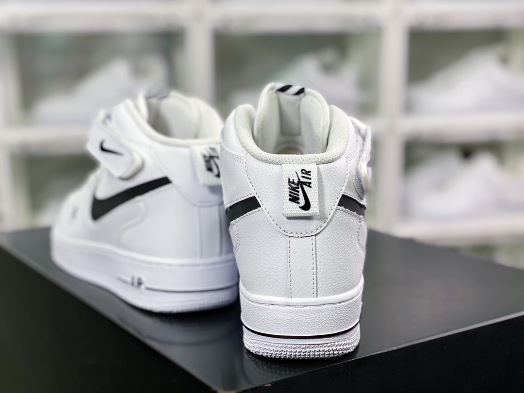 240 Air Force 1 ′07 LV8 Mid Premium”White/black”空军一号CV3039-108