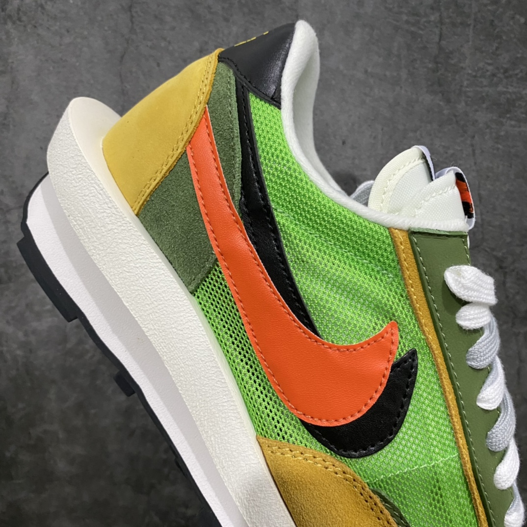 图片[8]-Top纯原 Sacai x NK LDV Waffl Daybreak 联名走秀款解构双底双勾双鞋舌华夫复古慢跑鞋 货号：BV0073-300 原厂材质 市面唯一无色差 正确楦头鞋型 随意对比任何版本 双钩距离百分百同步 鞋头包边宽度一致 区分一切市面货 广东原厂织麦标 立竿见影 肉眼可区分市面任何版本 原楦原纸板 全邦机配合上楦 织麦标及中底贴为荧光效果 原厂海德堡打印机 原盒标 凹凸感明显细节补图再补充 尺码：35.5 36 36.5 37.5 38 38.5 39 40 40.5 41 42 42.5 43 44 44.5 45 46-选品中心