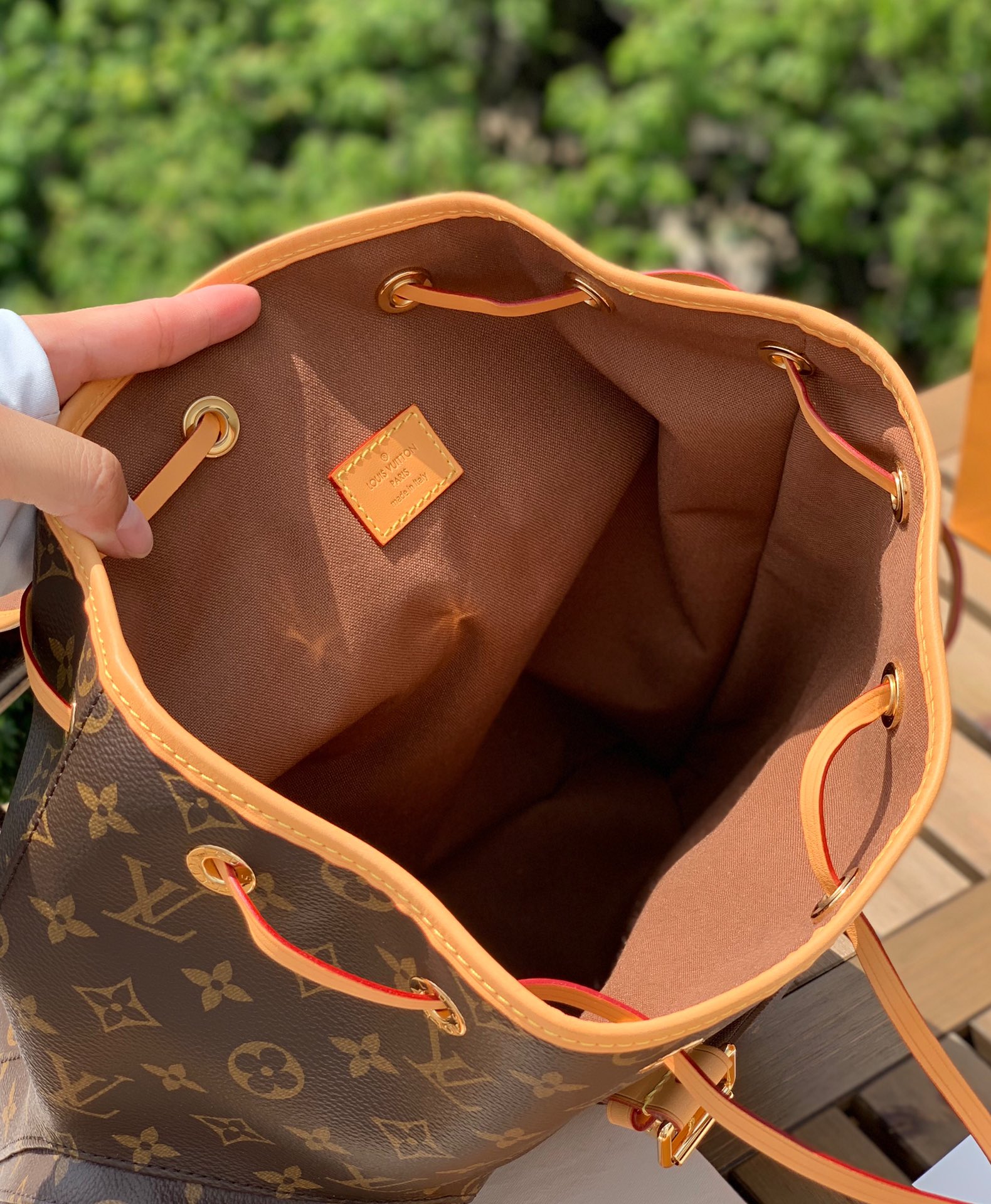 🌼尺寸31-38-11cm海外贸易公司订单！LV新款老花中古BOS🌼PHORE系列小号双肩背包，取材Mo