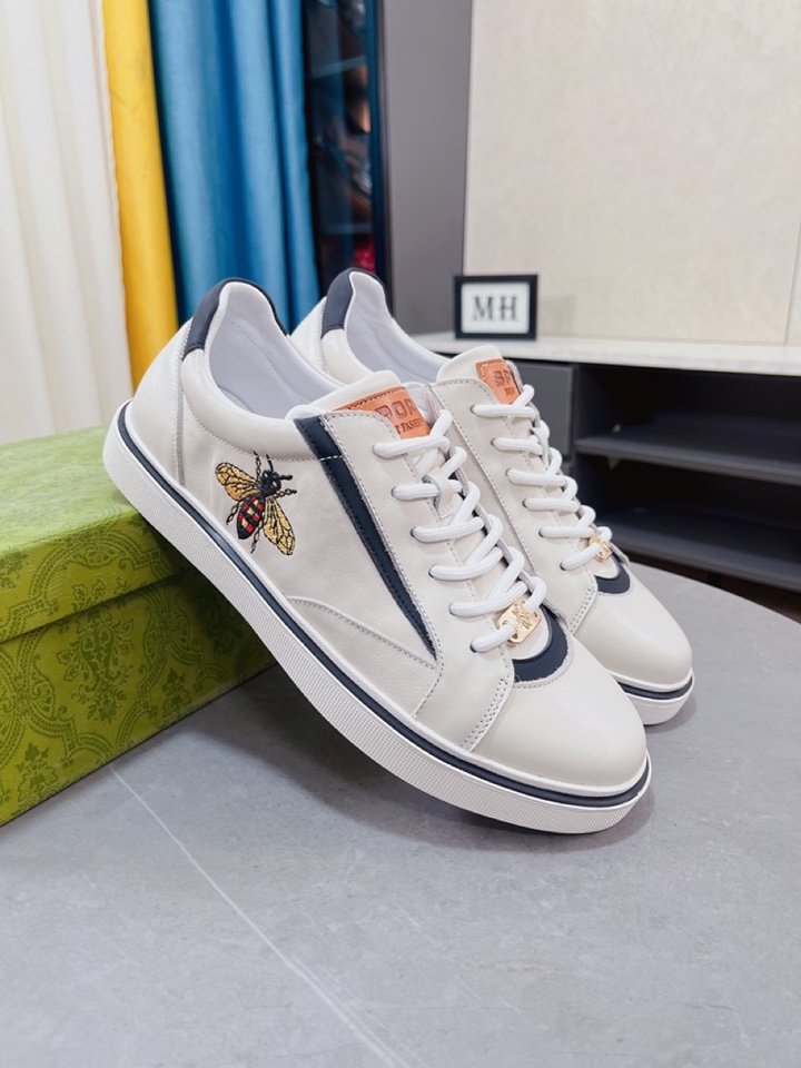 I5 Gucci  古奇 最新時尚休闲男鞋，潮流百搭之款，轻松运动风，鞋面意大利进口头层牛皮 真皮内里 加超精细做工。原版个性时尚橡胶耐磨大底，上脚轻巧舒适，码数38-44