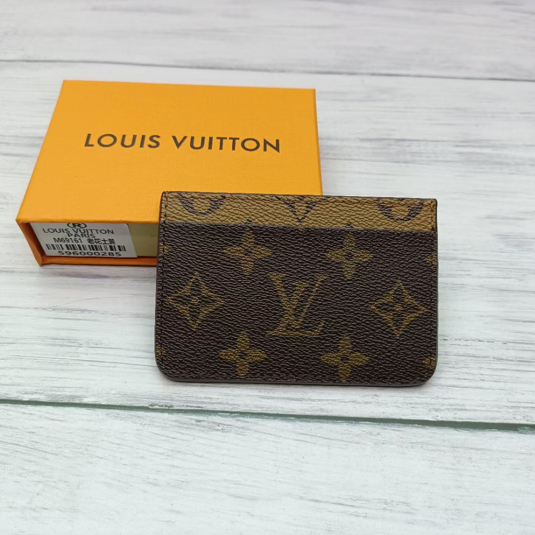 Leather card case detail