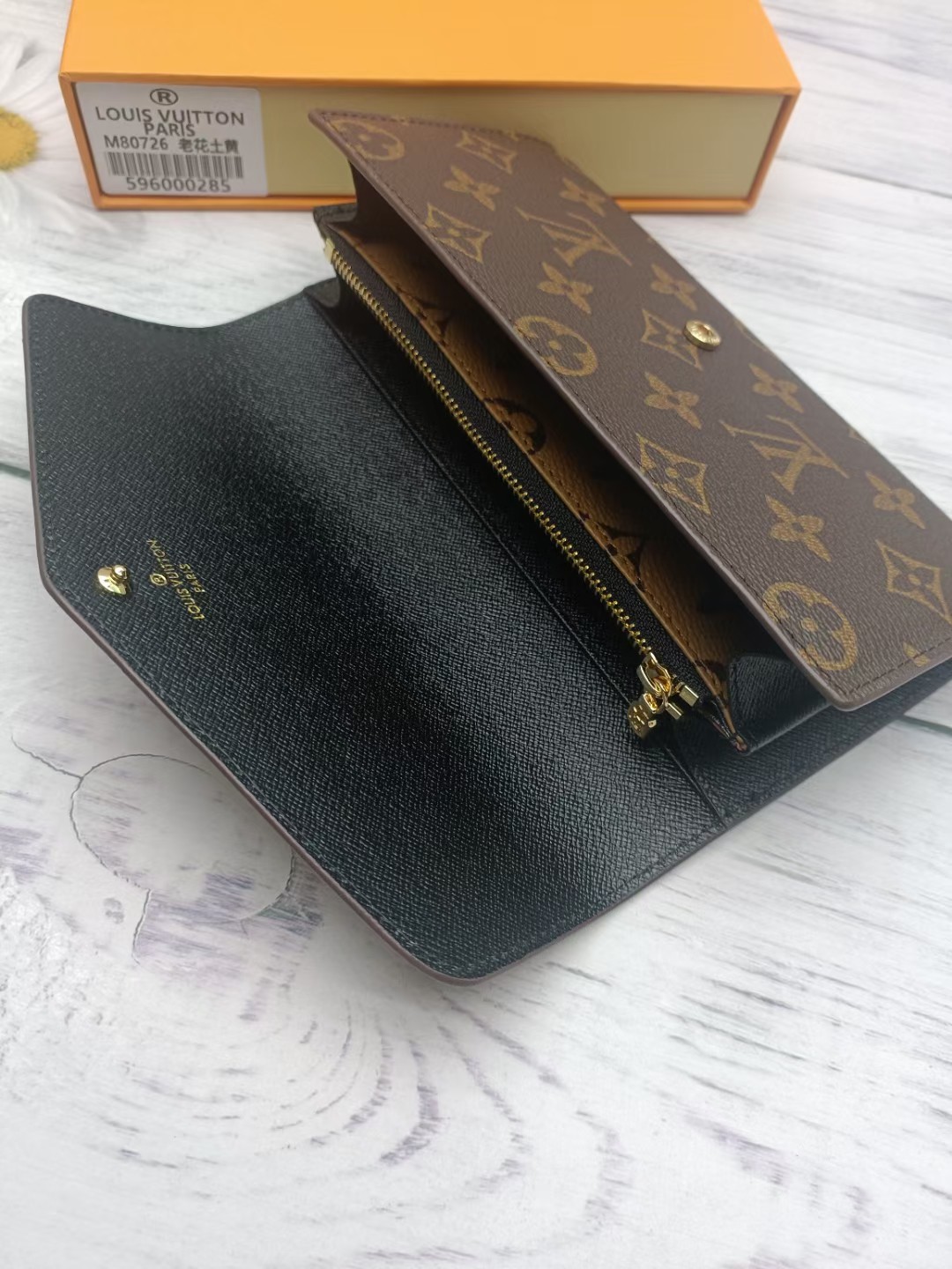 Leather wallet in different colors