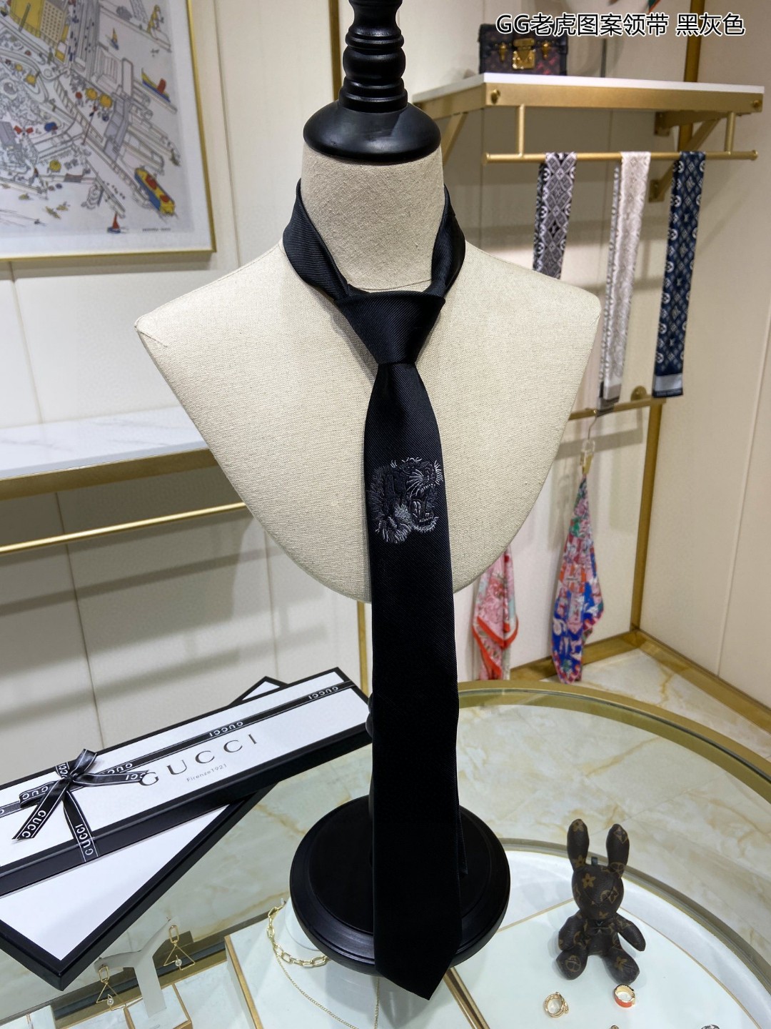 GUCCI古驰100%顶级提花真丝老虎图案领带
