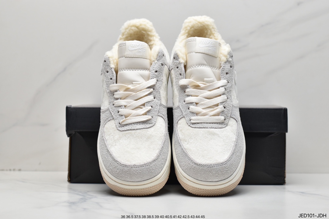 150 Nike Air Force 1 空军一号低帮 DO7195-025