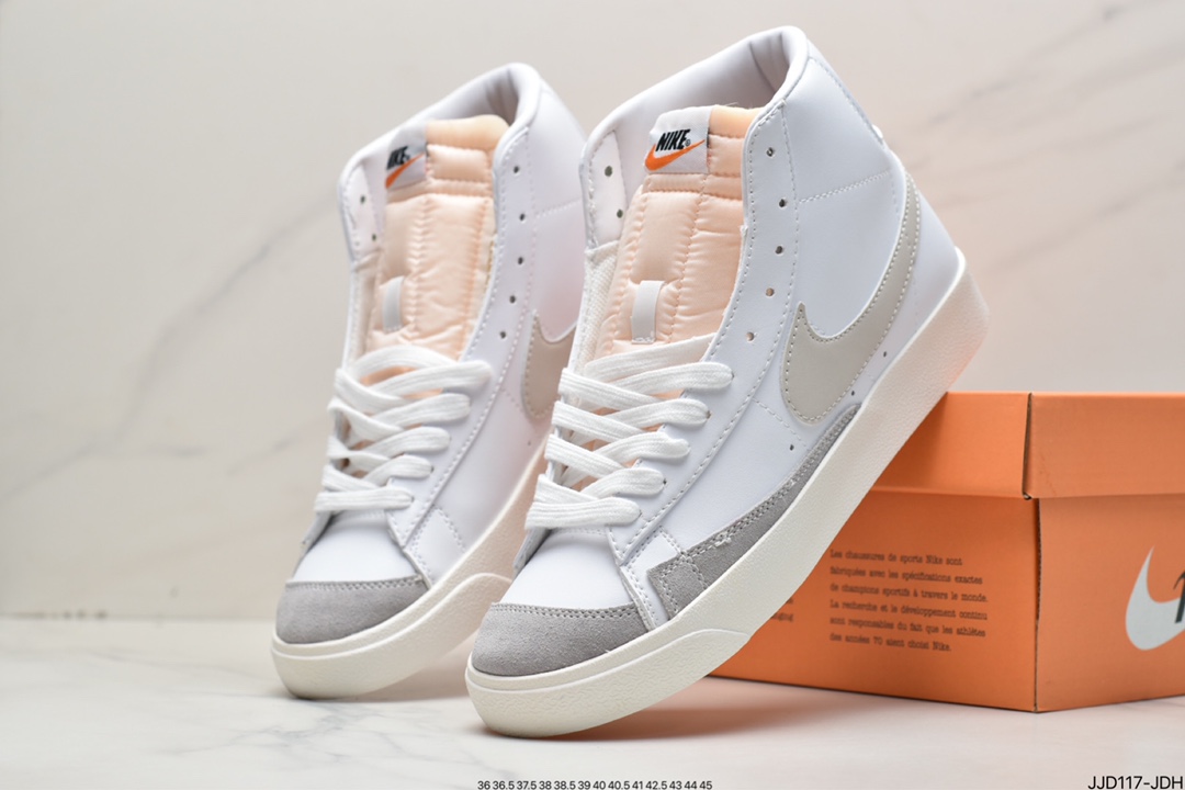 130 耐克Nike WMNS Blazer Mid ”1977 Vintage SE经典开拓者高帮 BQ6806