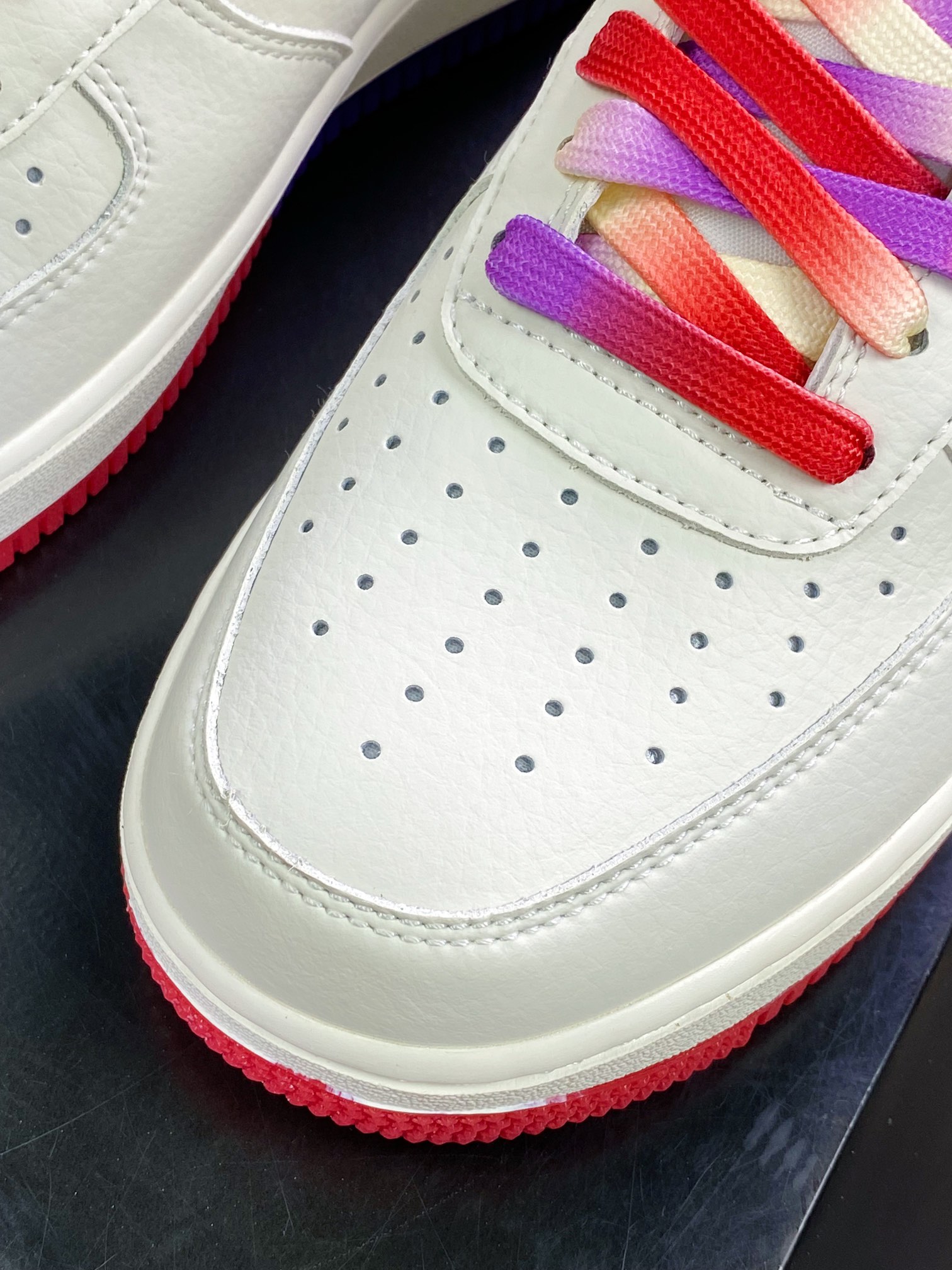 260  Air Force 1’07 QS”Sail/Grey/Red/Toronto Raptors”空军一号KK6325-015