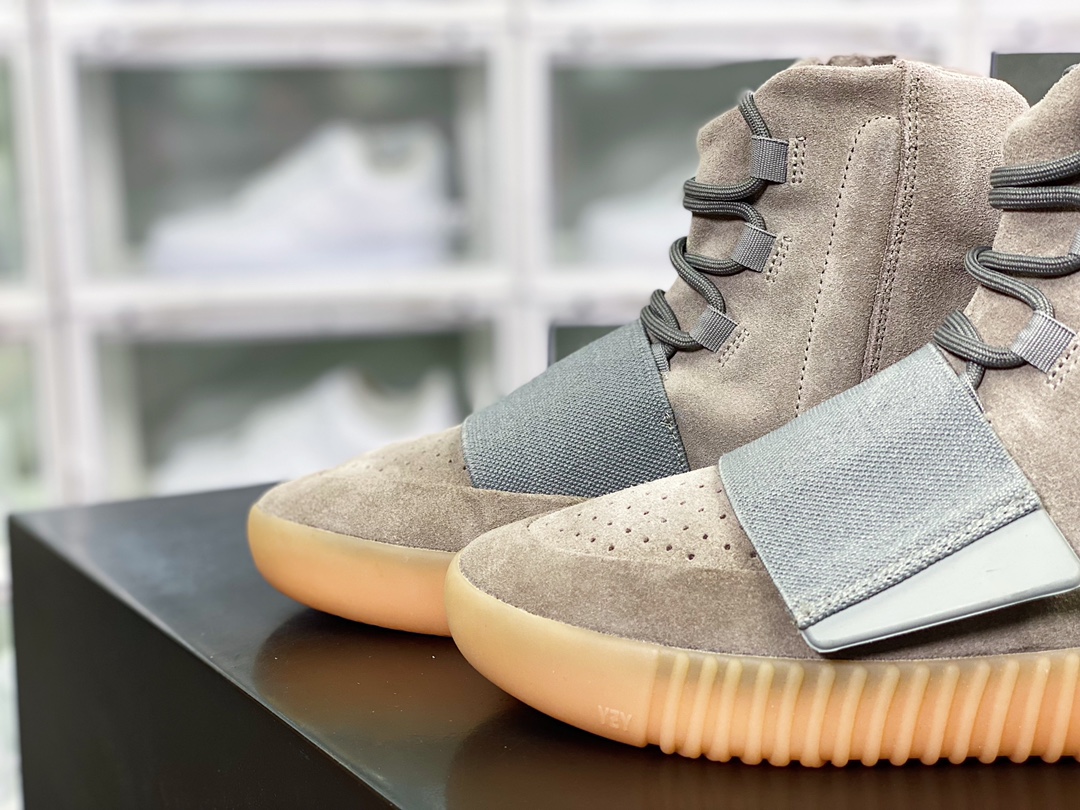 Kanye West x Originals YEEZY BOOST 750 ”Light Grey” first-generation high-top BB1840