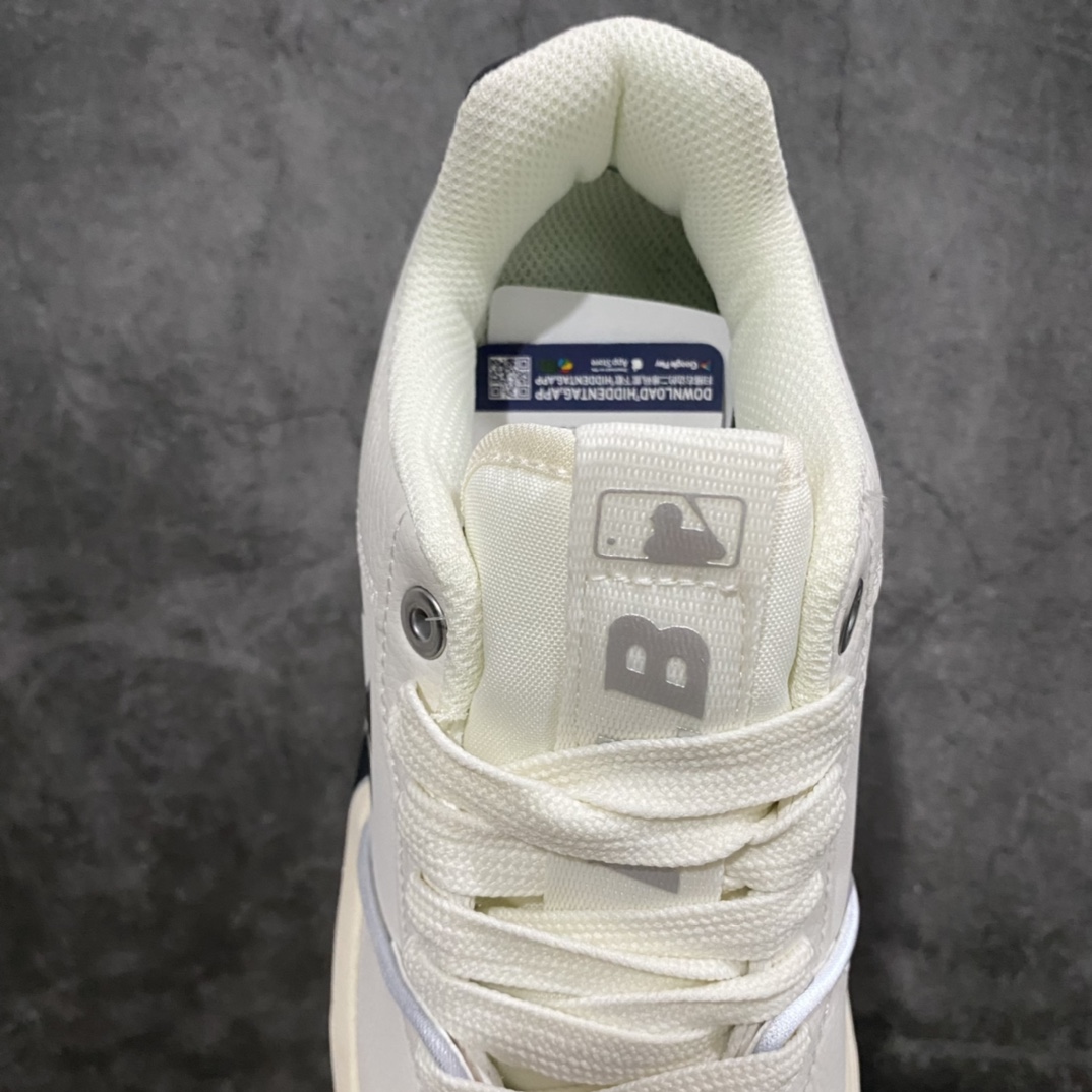 图片[8]-韩国洋基队NY大标潮流老爹鞋 MLB小白鞋市面上唯一顶级纯原版本 原材料打造 原楦原档案数据开发版型 完美鞋头弧度/后套收口效果🆚市面文案版本‼️ 原厂立体填充鞋舌海绵 中底注胶孔原数据开发模具大底 原厂转印标 保证不掉字 内增高6cm 原厂1：1模具开发 原厂进口纳米材质 原厂 全套手提袋 原盒雷射防伪标包装 天猫订单品质 官网尺码35 36 36.5 37.5 38 38.5 39 40 40.5 41 42 42.5 43 44 45-选品中心