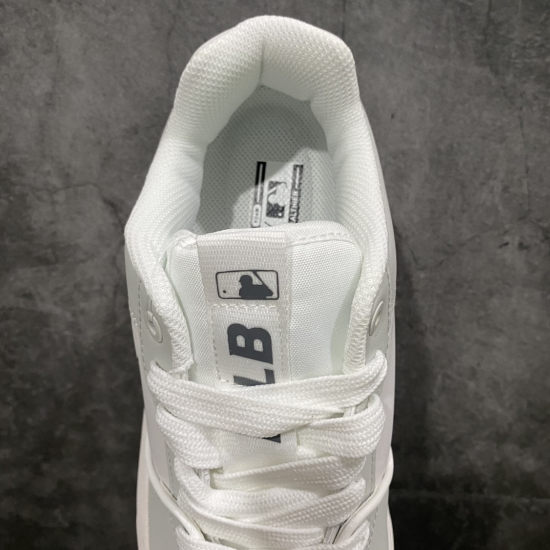 图片[9]-韩国洋基队NY大标潮流老爹鞋 MLB小白鞋市面上唯一顶级纯原版本 原材料打造 原楦原档案数据开发版型 完美鞋头弧度/后套收口效果🆚市面文案版本‼️ 原厂立体填充鞋舌海绵 中底注胶孔原数据开发模具大底 原厂转印标 保证不掉字 内增高6cm 原厂1：1模具开发 原厂进口纳米材质 原厂 全套手提袋 原盒雷射防伪标包装 天猫订单品质 官网尺码35 36 36.5 37.5 38 38.5 39 40 40.5 41 42 42.5 43 44 45-选品中心