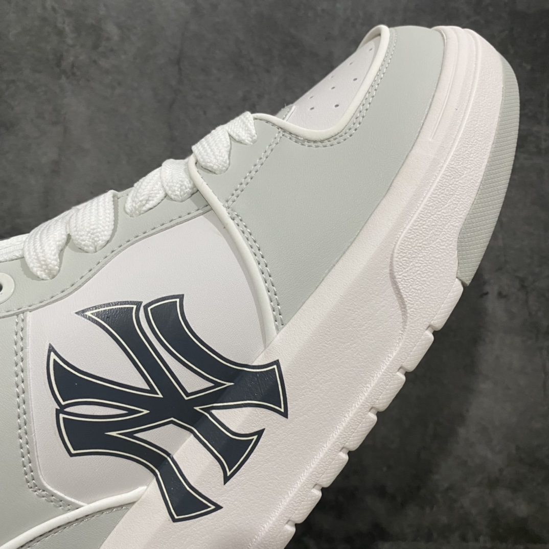 图片[6]-韩国洋基队NY大标潮流老爹鞋 MLB小白鞋市面上唯一顶级纯原版本 原材料打造 原楦原档案数据开发版型 完美鞋头弧度/后套收口效果🆚市面文案版本‼️ 原厂立体填充鞋舌海绵 中底注胶孔原数据开发模具大底 原厂转印标 保证不掉字 内增高6cm 原厂1：1模具开发 原厂进口纳米材质 原厂 全套手提袋 原盒雷射防伪标包装 天猫订单品质 官网尺码35 36 36.5 37.5 38 38.5 39 40 40.5 41 42 42.5 43 44 45-选品中心