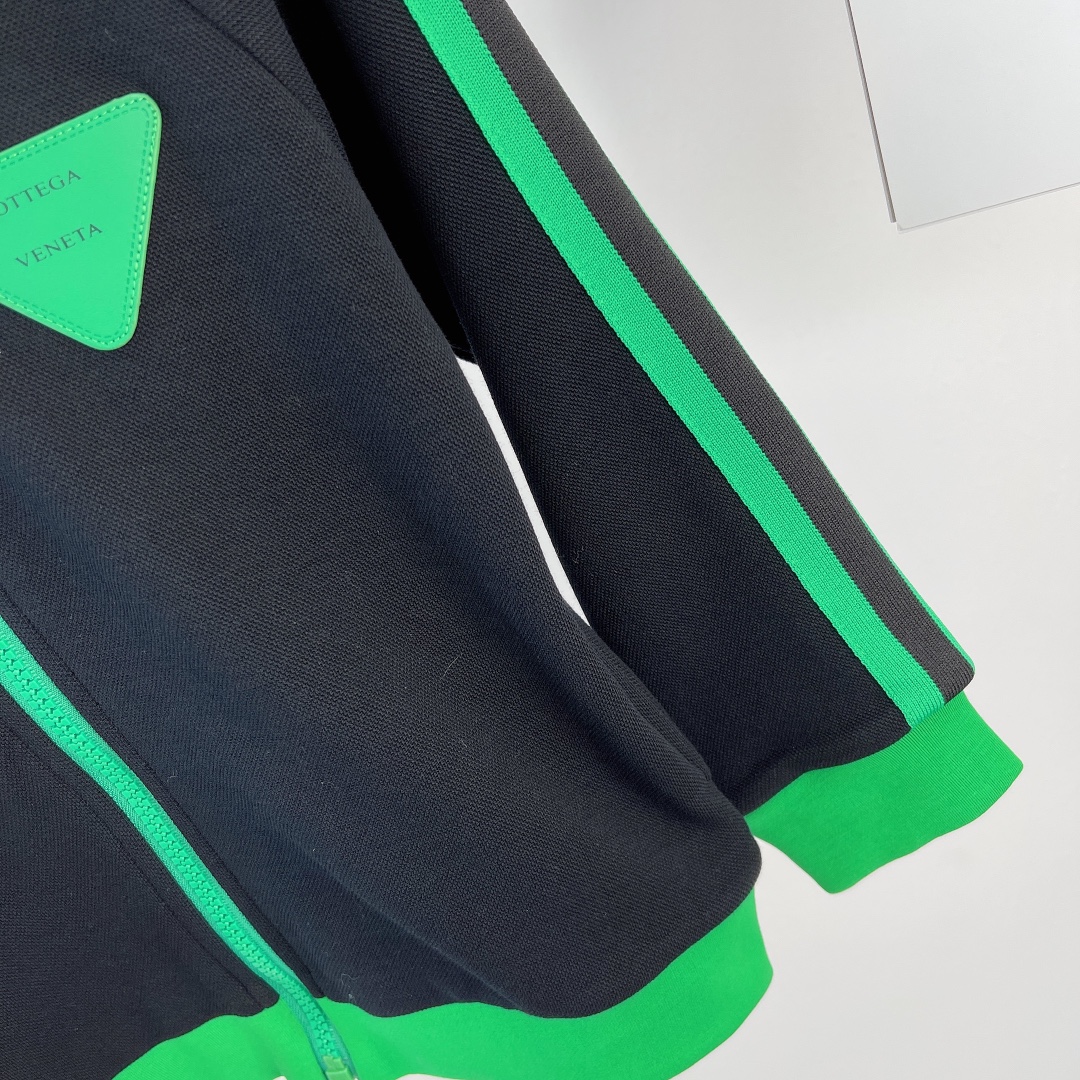 BOTTEGA VENETA Family Introduces Sweet Suit Collection in Sizes 110-160, Featuring Pure Cotton Fabric - 图片 5