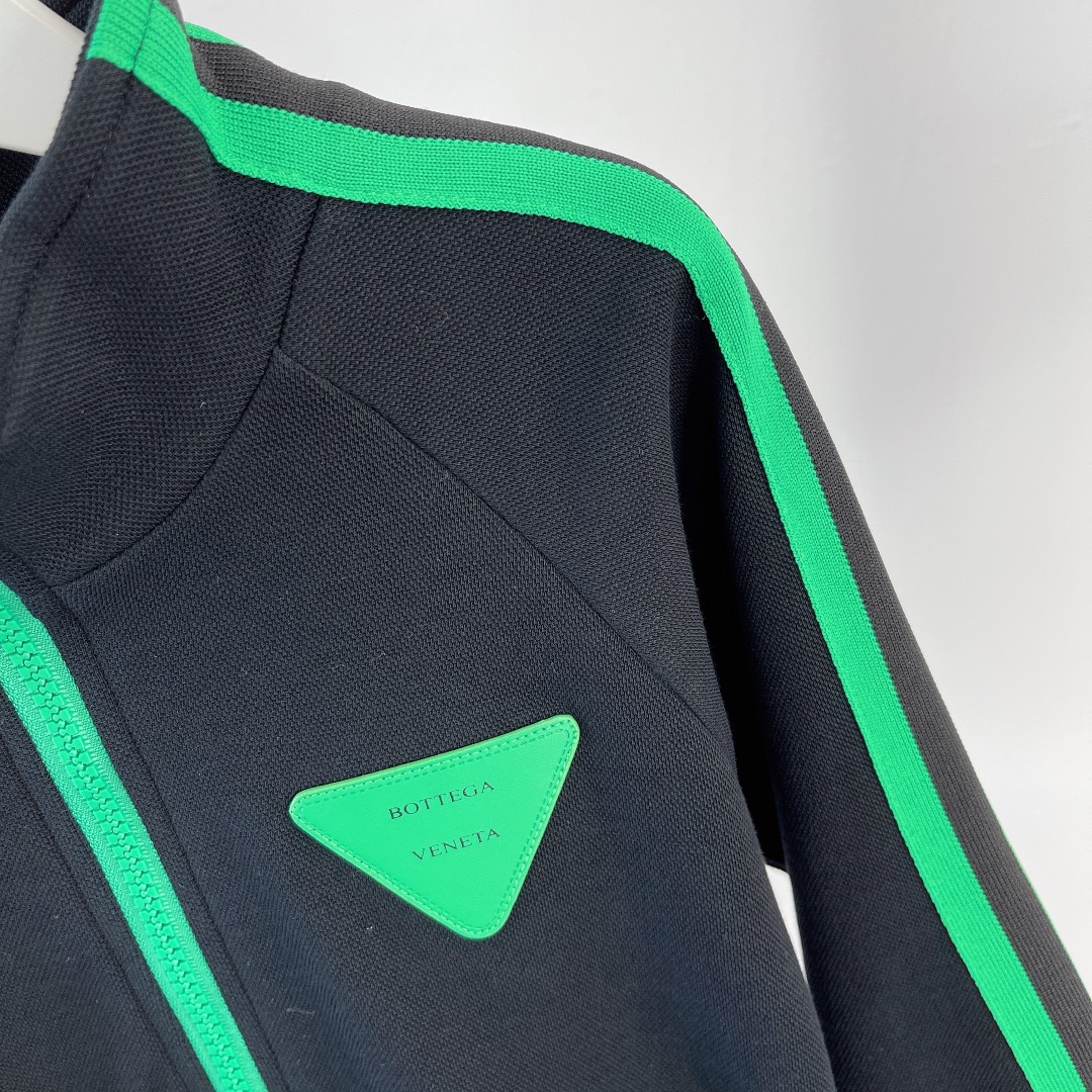 BOTTEGA VENETA Family Introduces Sweet Suit Collection in Sizes 110-160, Featuring Pure Cotton Fabric - 图片 4