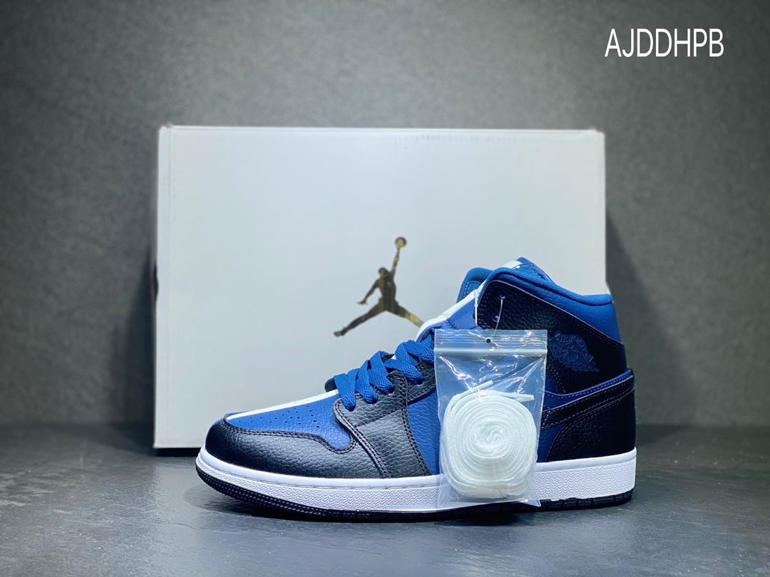 240 NIKE Air Jordan 1 mid乔丹中帮休闲板鞋 DR0501-401