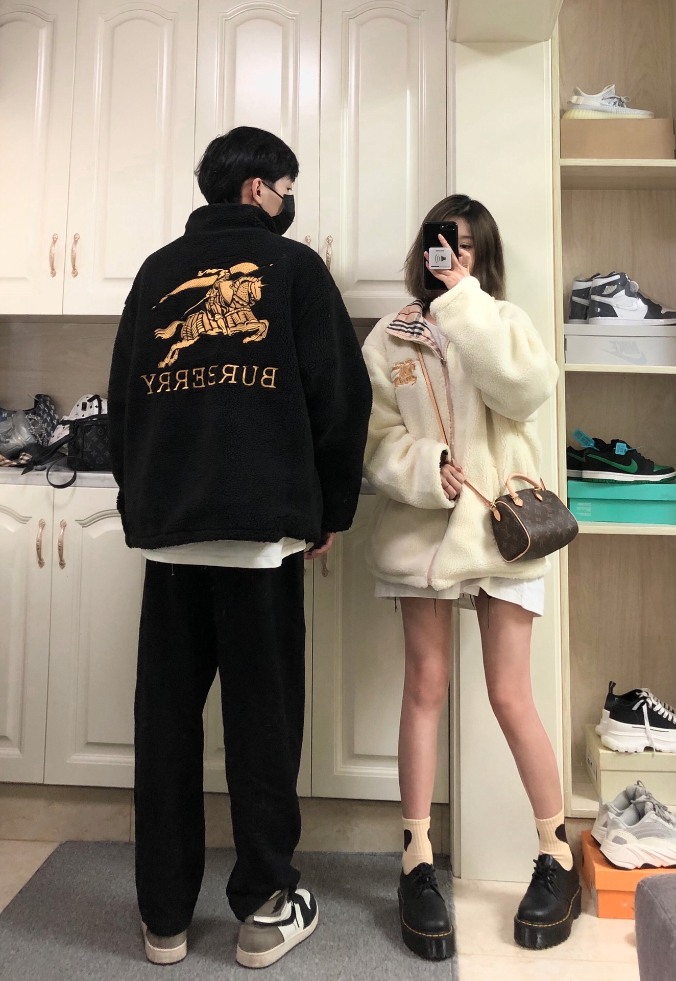 300 BURBERRY巴宝莉22款双面穿重工刺绣格子羊羔毛外套棉服