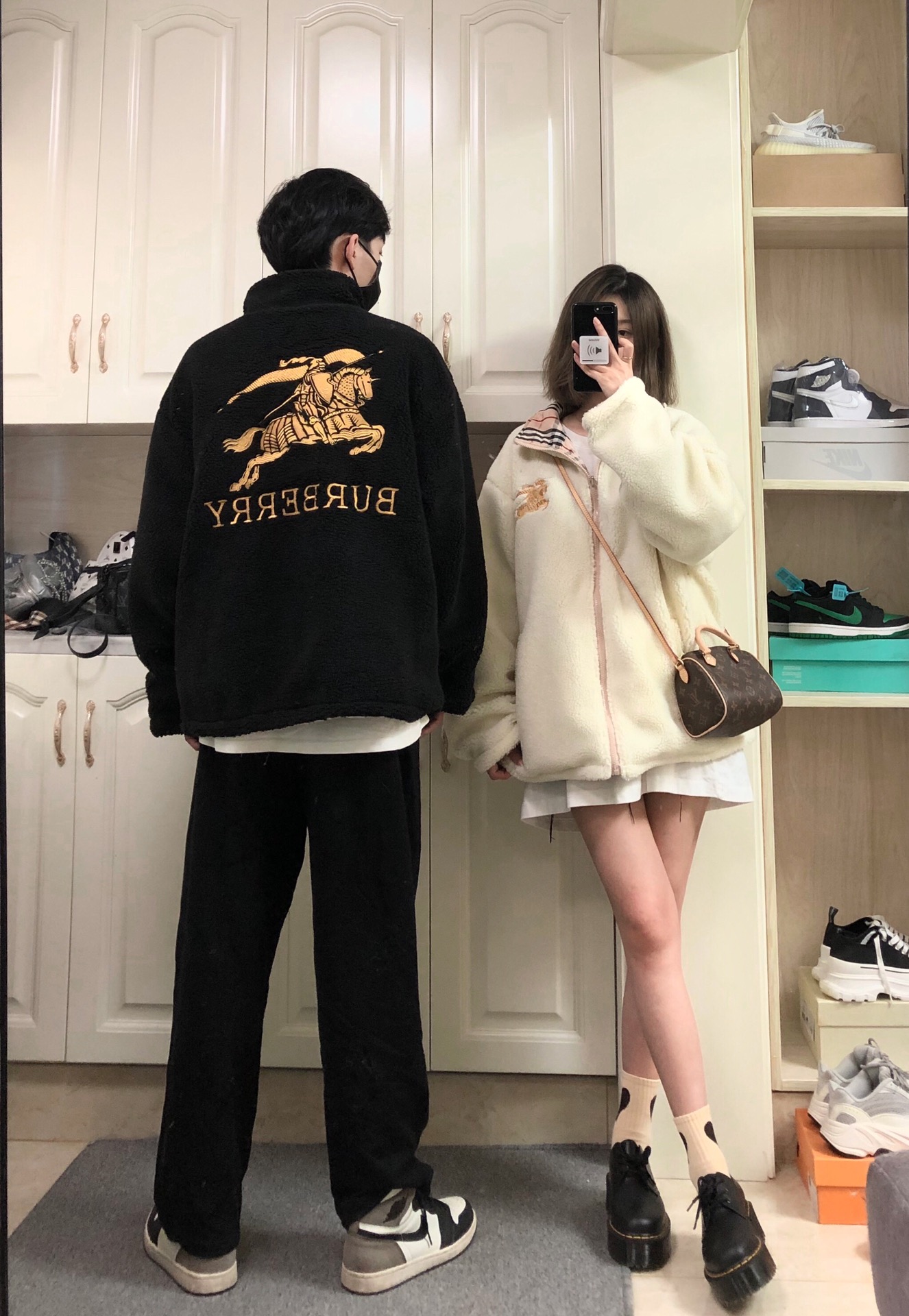 300 BURBERRY巴宝莉22款双面穿重工刺绣格子羊羔毛外套棉服