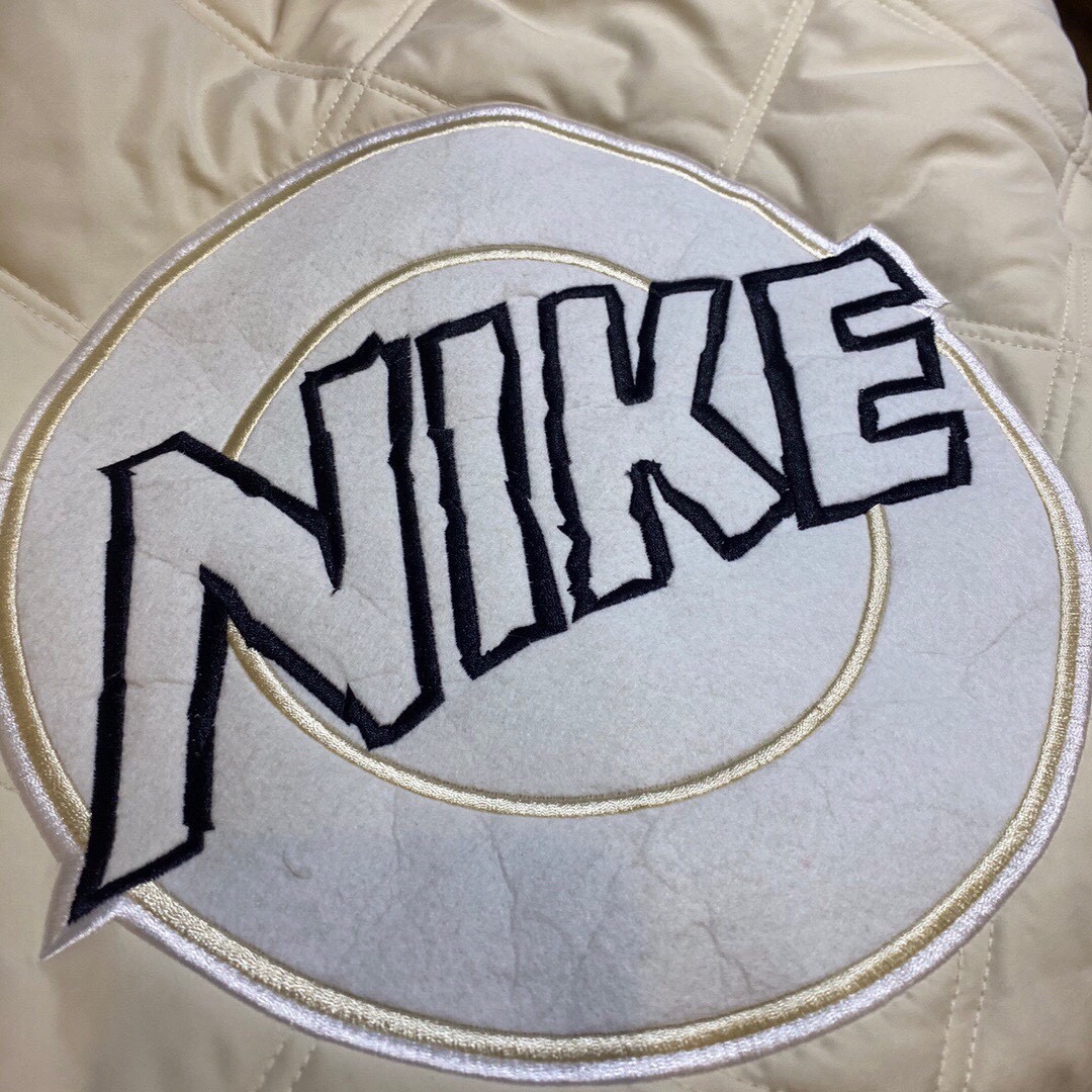 250 Nike复古菱格背后logo贴布绣棒球服棉服夹克外套