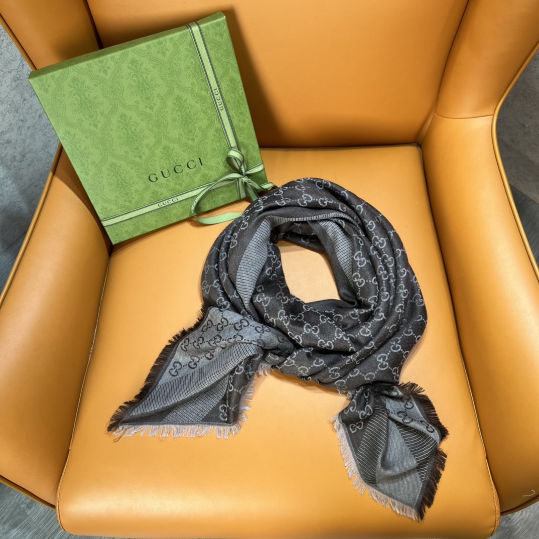 Gucci Wool & Silk Scarf with GG Logo - 140cm x 140cm, Soft & Luxurious 4 i1665151058 3634 8
