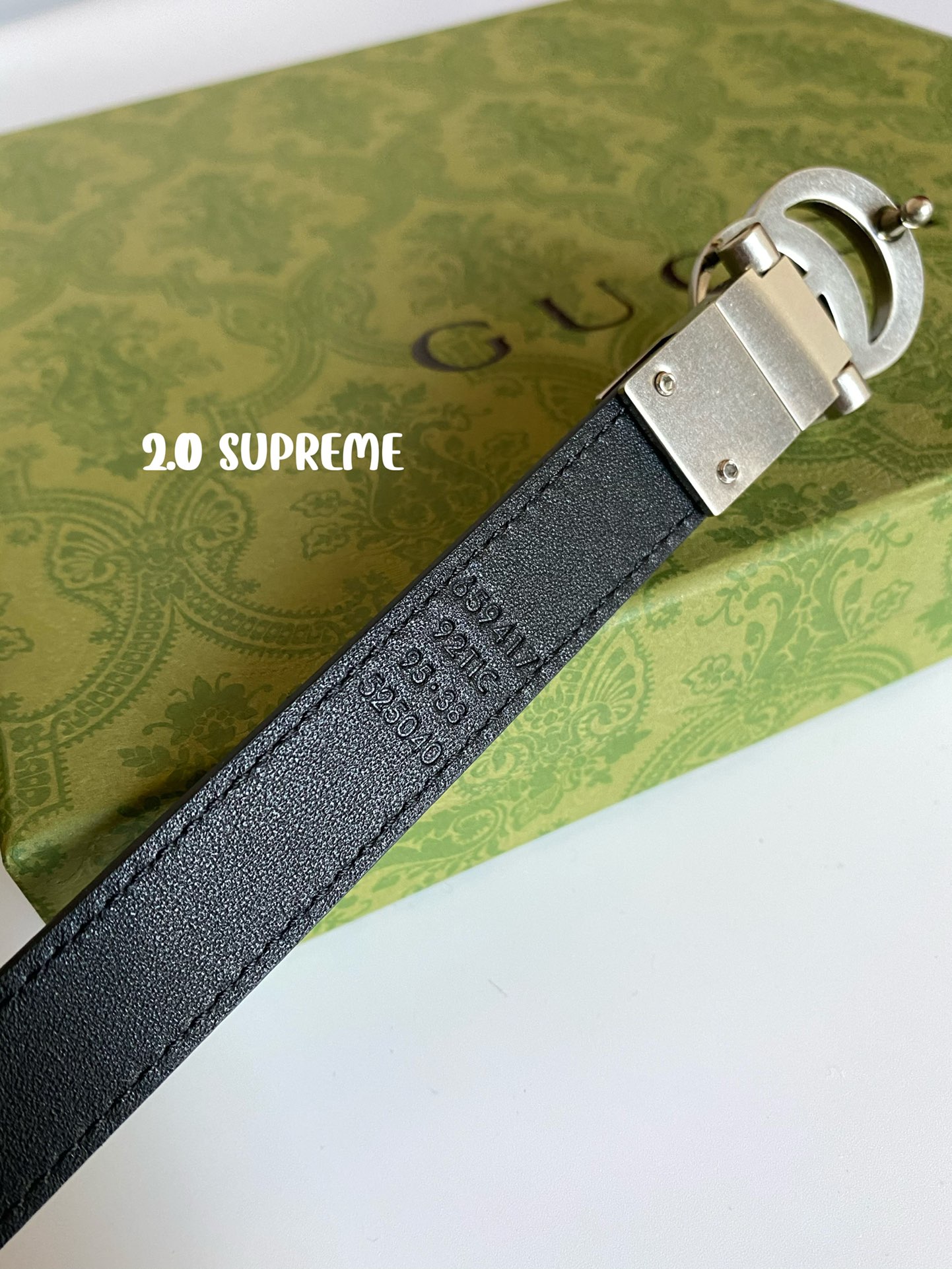 GUCCI古琦Supreme帆布腰带