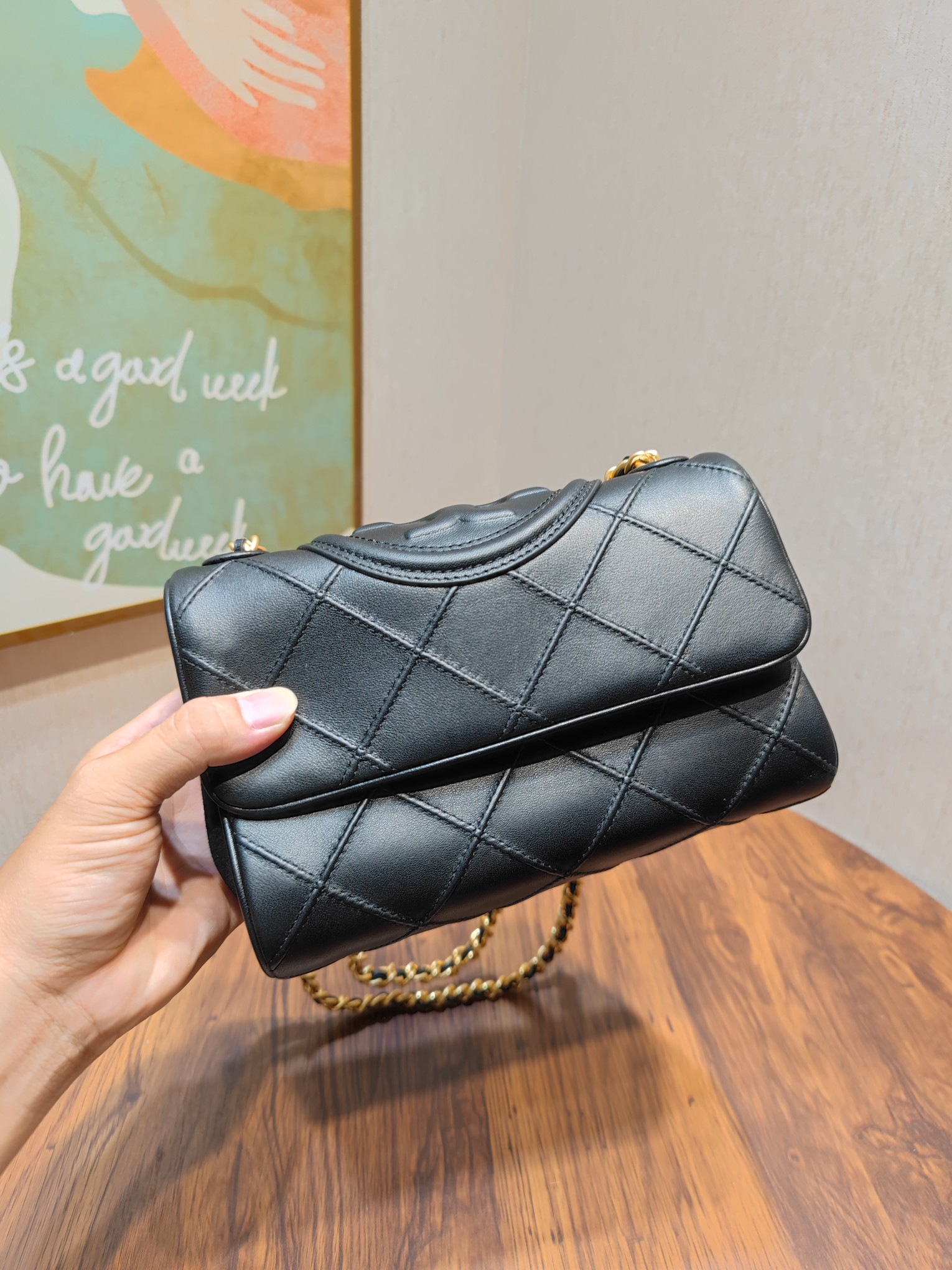 Tory Burch 编号740 TORY BURCH 汤丽柏琦 FLEMING中号软皮链条肩背包