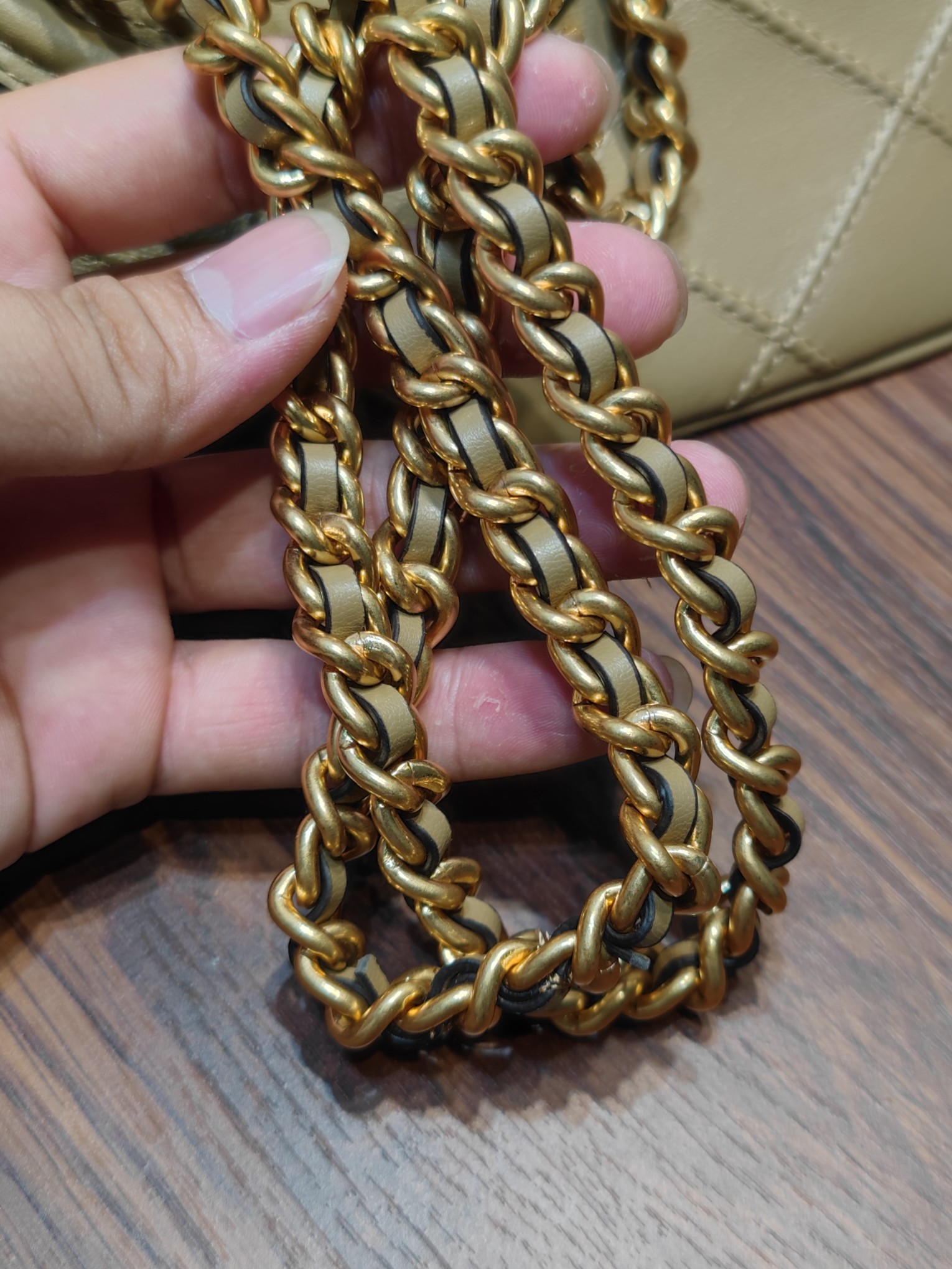 Tory Burch 编号740 TORY BURCH 汤丽柏琦 FLEMING中号软皮链条肩背包