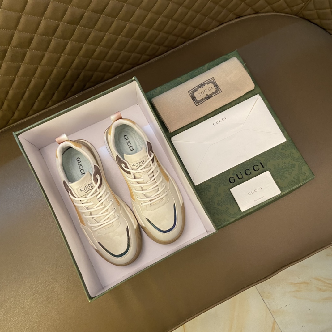 Gucci  古奇 GUCCI～板鞋香港原单顶级 精湛工艺 顶级质量高端精品男士板鞋 英伦时尚风 原版Gucci  古奇  懒人套脚乐福款 此款面料采用进口顶级柔软小牛皮，羊皮内里适合司机驾车出行 原版防滑耐磨橡胶大底码数 38-44码 45 定做 黑色 白色 选