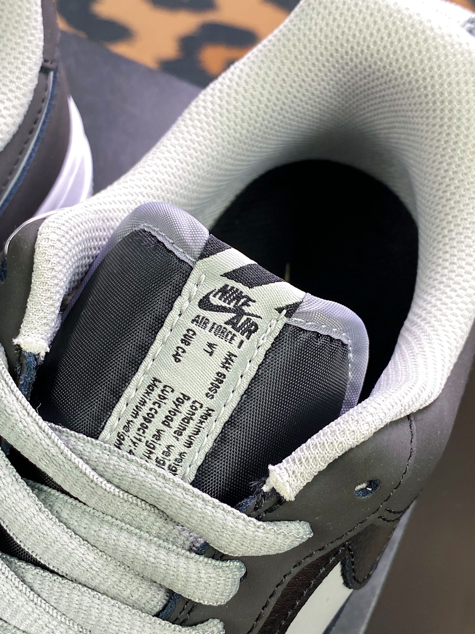 220 Air Force 1 ′07 Low Premium”J-Pack Shadow”空军一号BQ6818-009