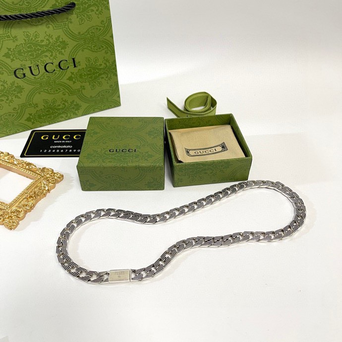 Gucci Jewelry Necklaces & Pendants
