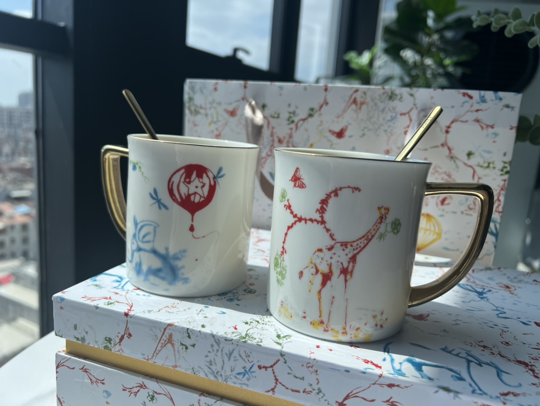 Dior Mug and Spoon Gift Set (Set of Two - Comprehensive 2