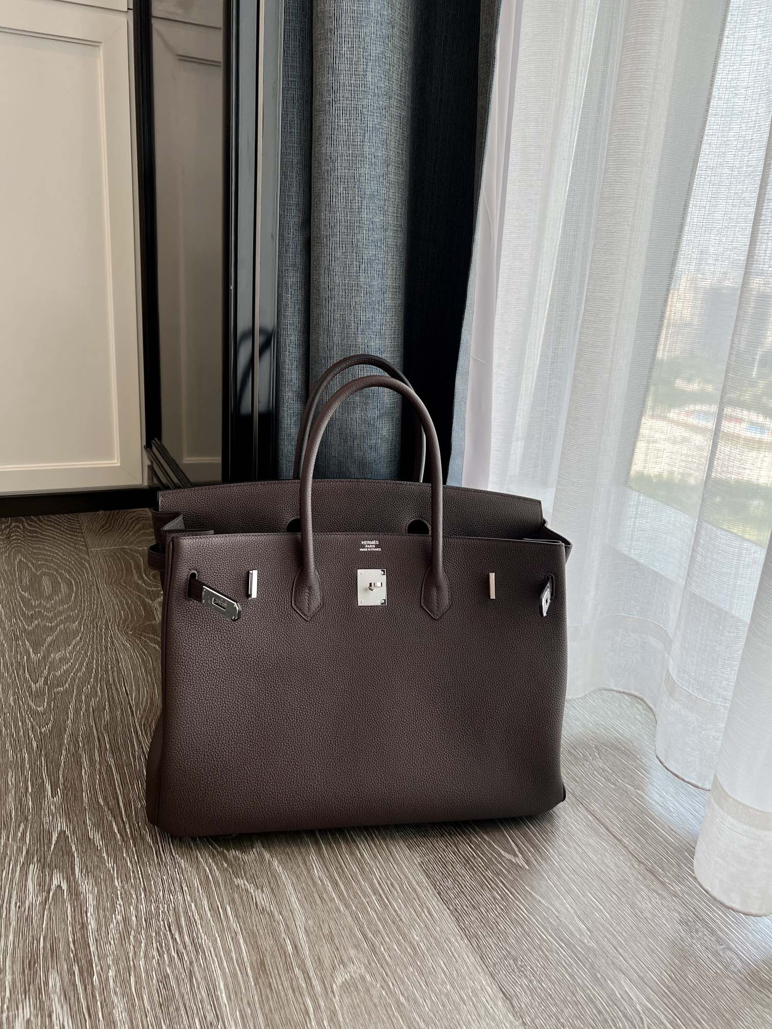 Elegant Birkin 40cm Togo Leather Handbag with Silver Hardware 8 i1665205452 163 6