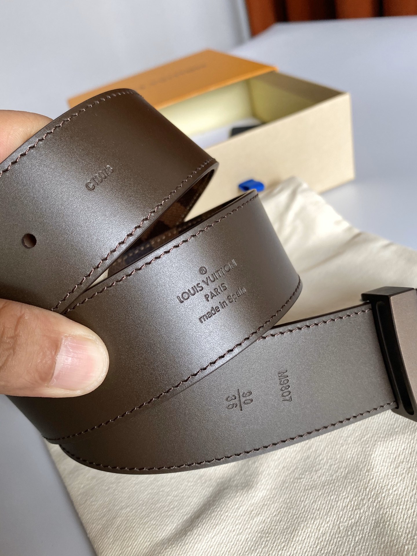 路易威登 Louis Vuitton 高定典藏名品高定成衣时装外套连衣裙衬衫T恤 #74DE43D2 7