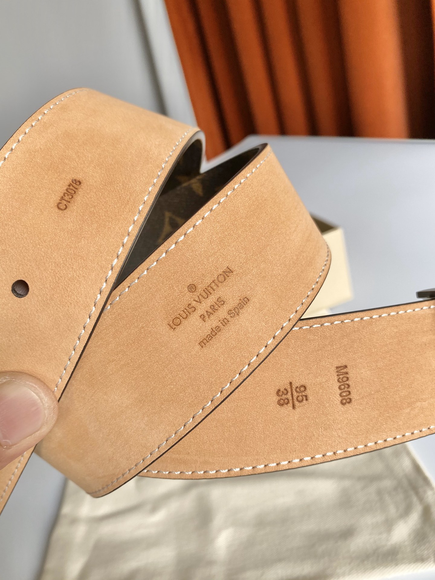 路易威登 Louis Vuitton 高定典藏名品高定成衣时装外套连衣裙衬衫T恤 #33E7A208 8