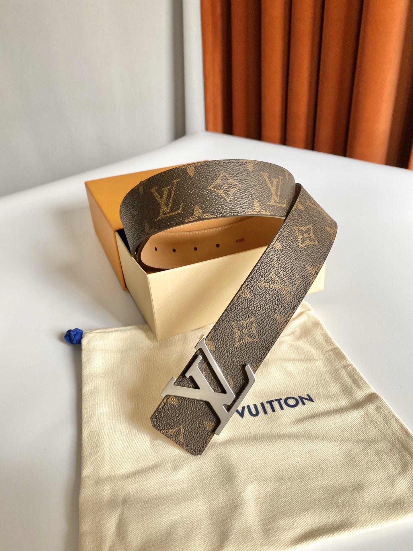 路易威登 Louis Vuitton 高定典藏名品高定成衣时装外套连衣裙衬衫T恤 #33E7A208 2