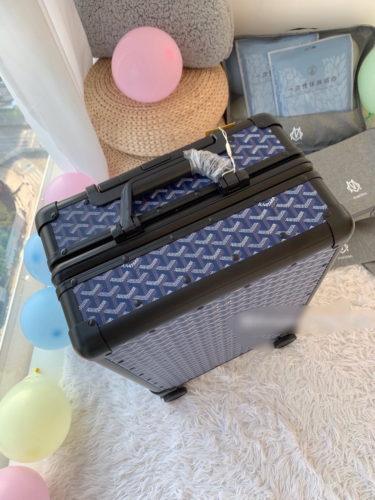 Goyard Stylish Rolling Luggage Suitcase, Vintage Style with Signature Print 5 a1665287842903 3762