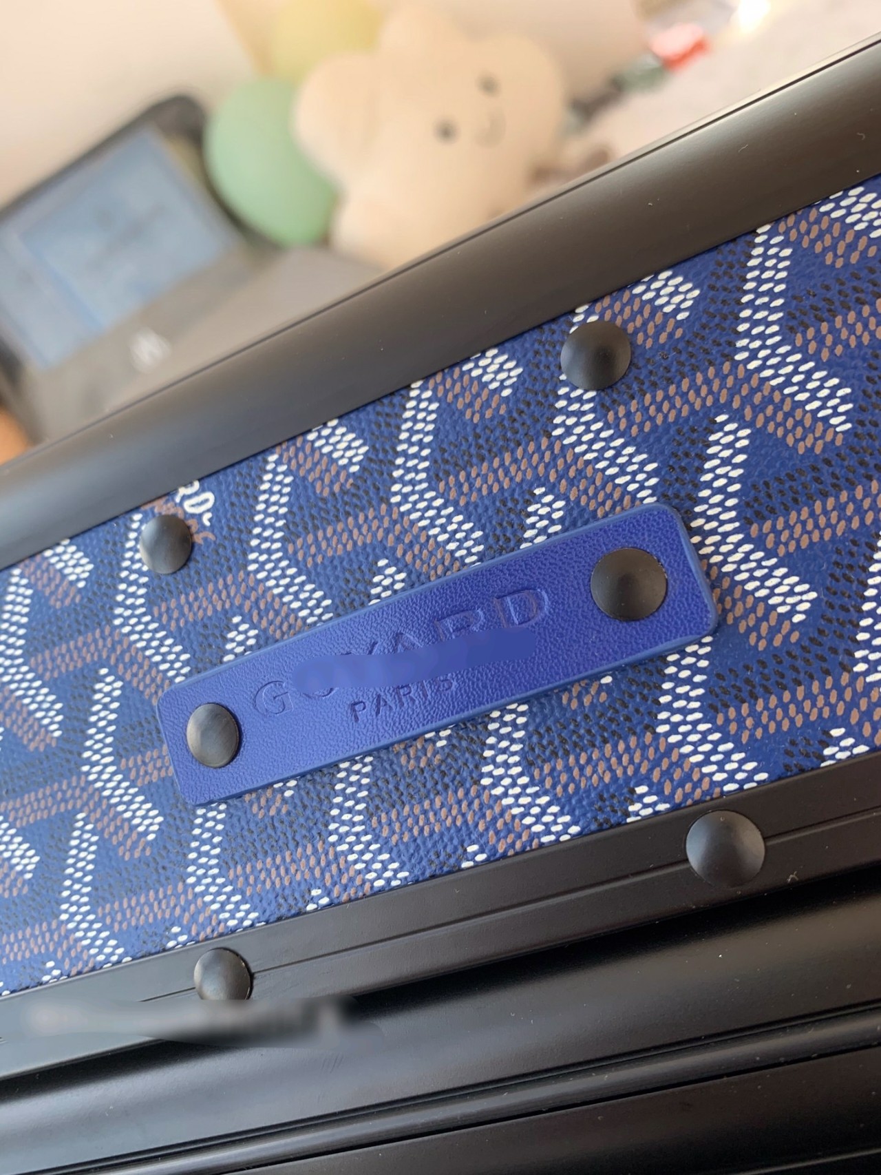 Goyard Stylish Rolling Luggage Suitcase, Vintage Style with Signature Print 8 a1665287843878 0163