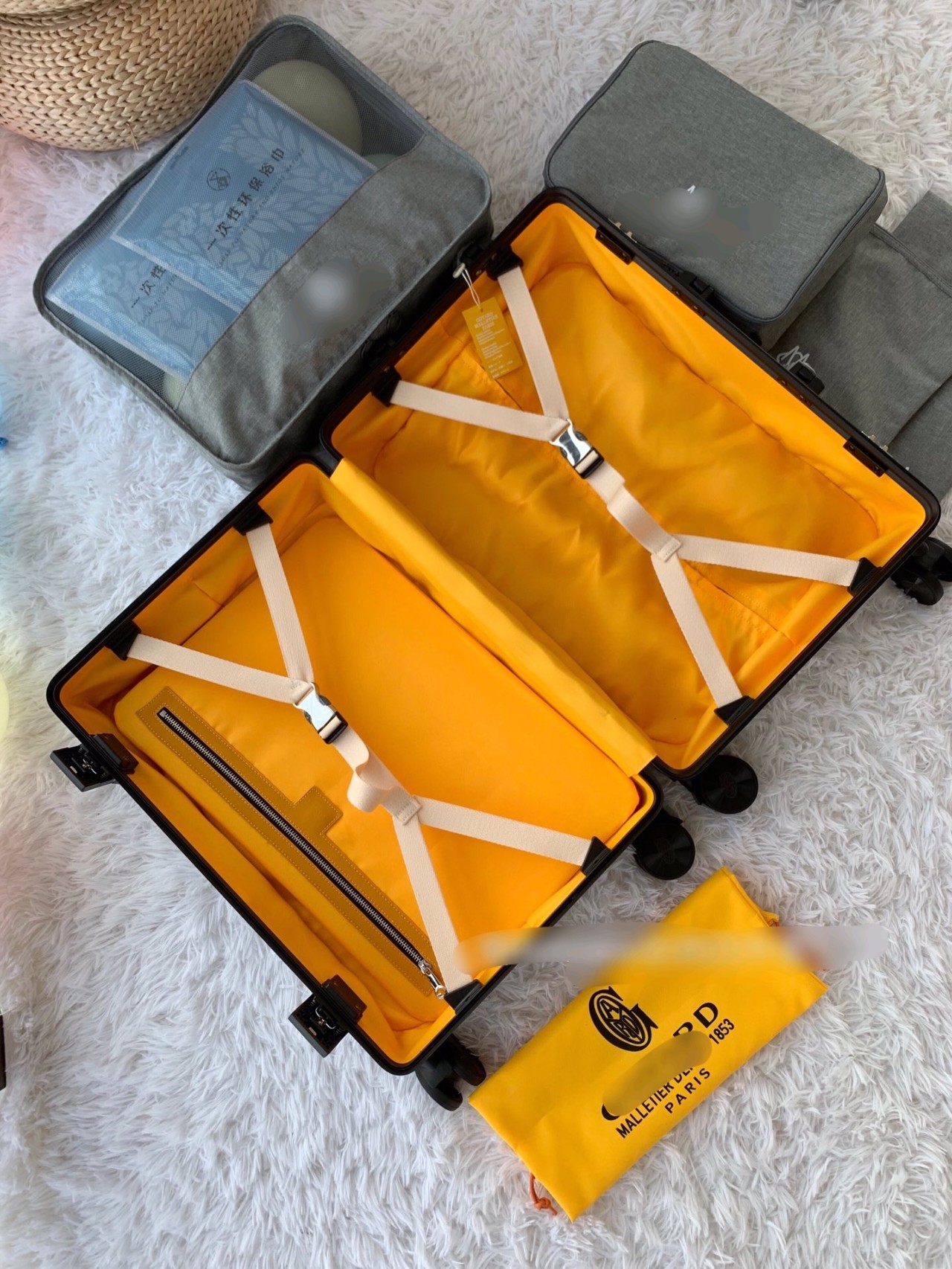 Goyard Vintage Luggage Rolling Suitcase,20/24 Inch,includes Dust Bag & Straps 10 a1665287900786 4681